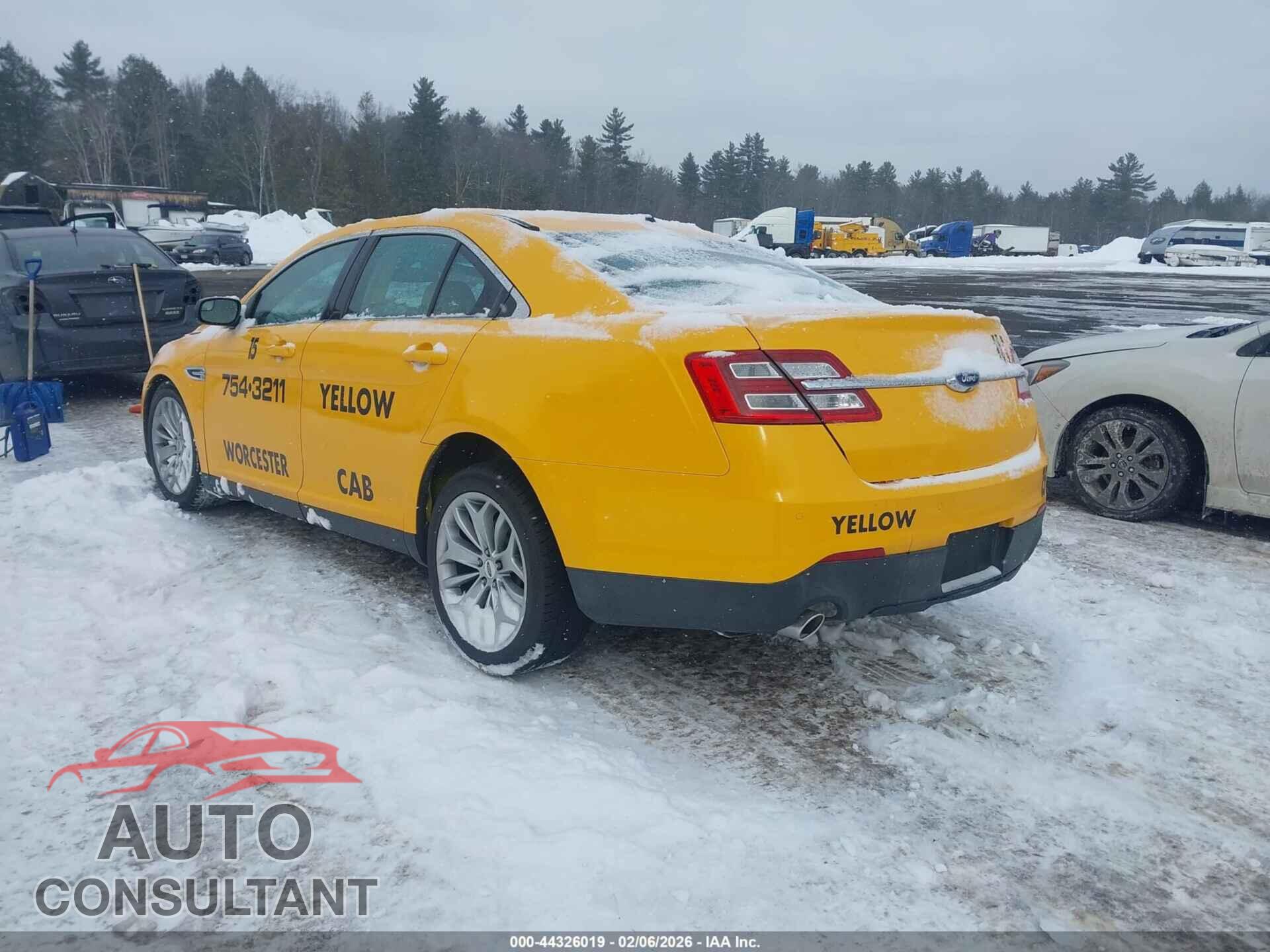 FORD TAURUS 2015 - 1FAHP2F87FG172037