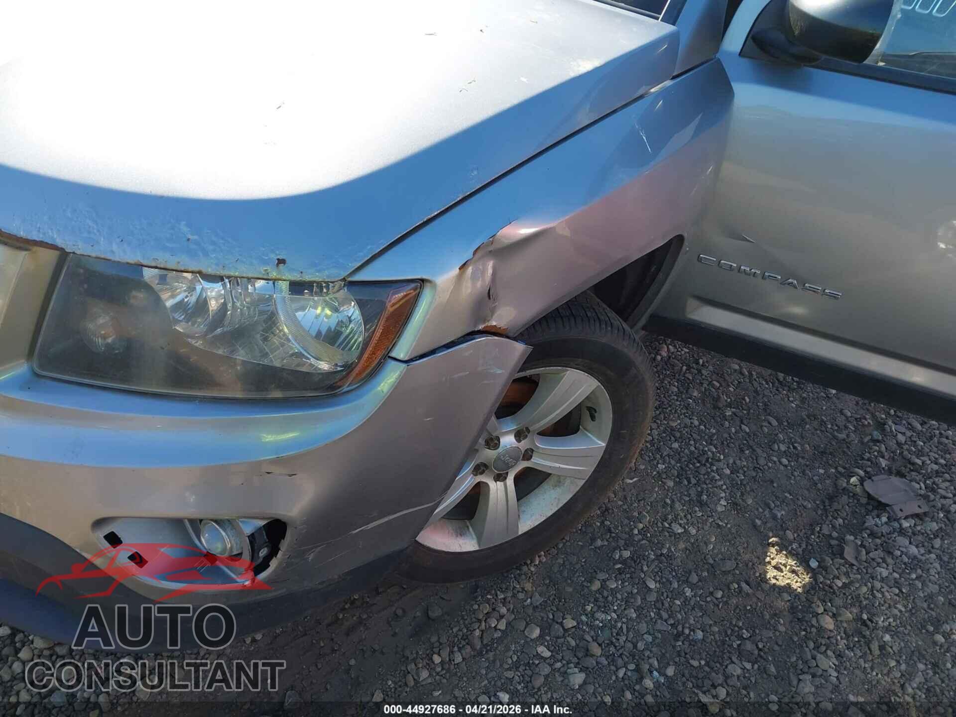JEEP COMPASS 2015 - 1C4NJDBB7FD130660