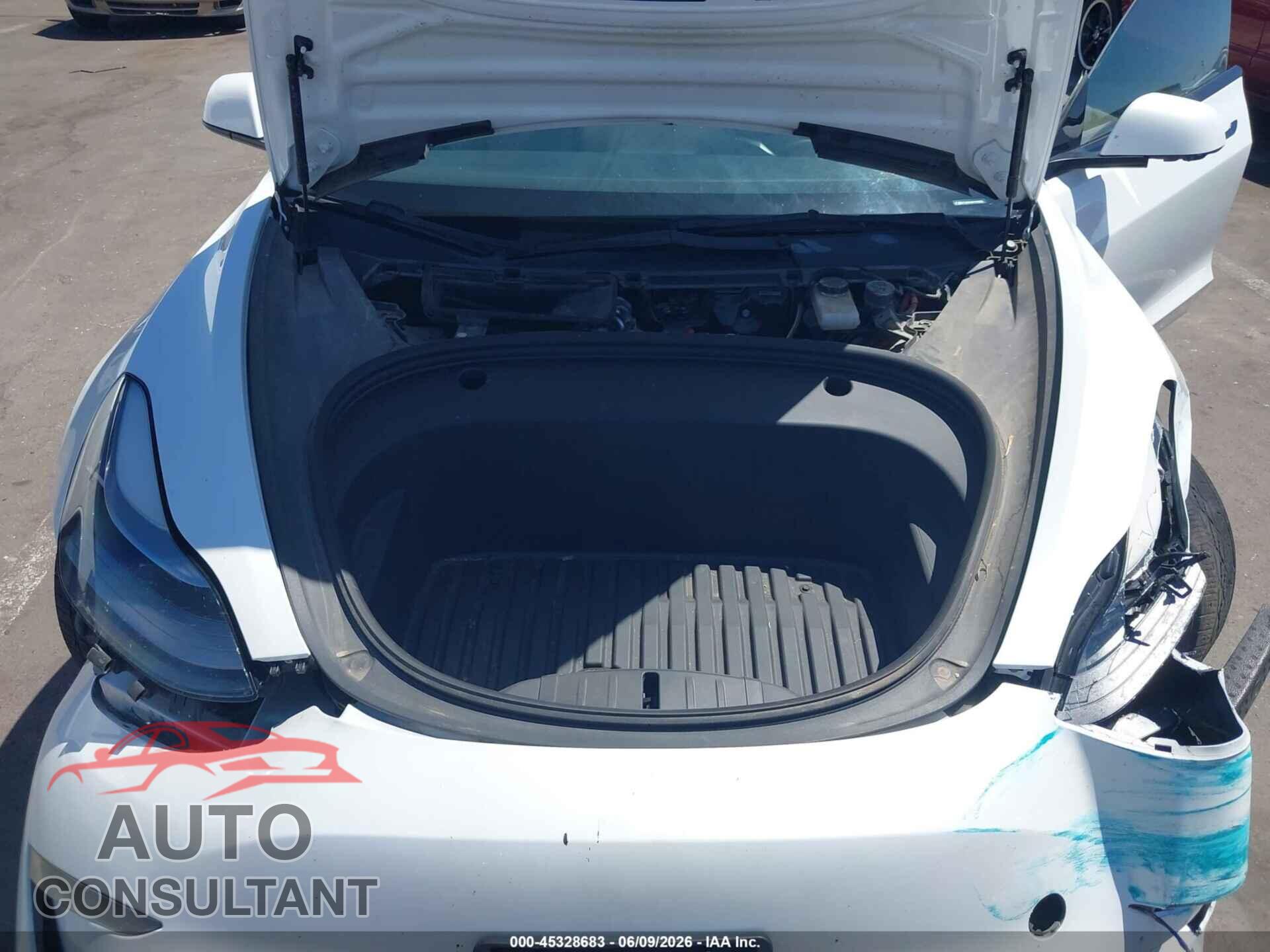 TESLA MODEL 3 2023 - 5YJ3E1EA5PF448302