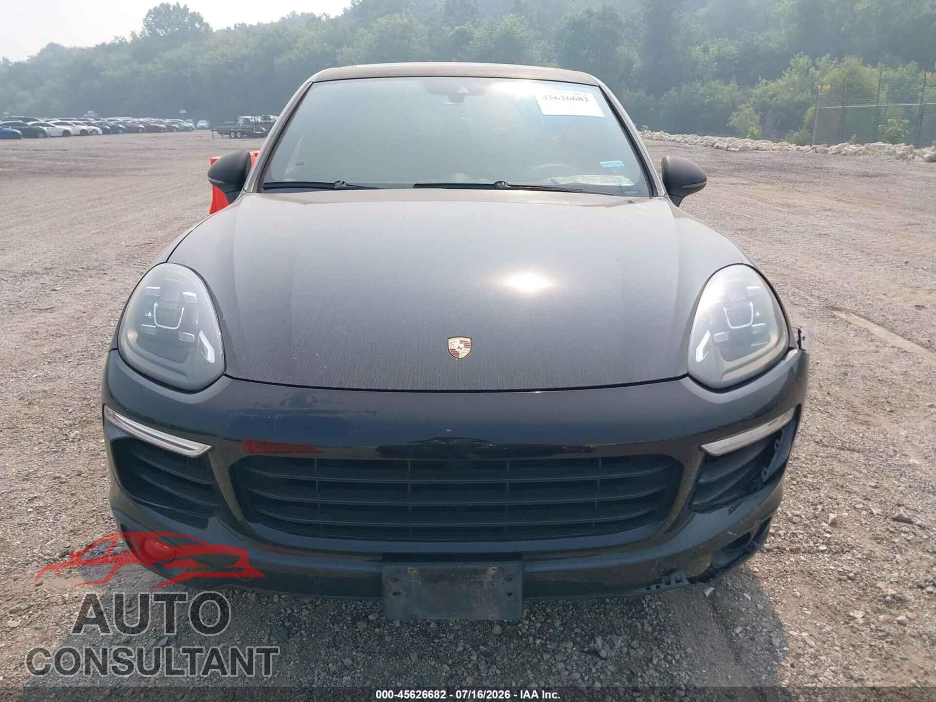 PORSCHE CAYENNE 2016 - WP1AB2A27GLA95934