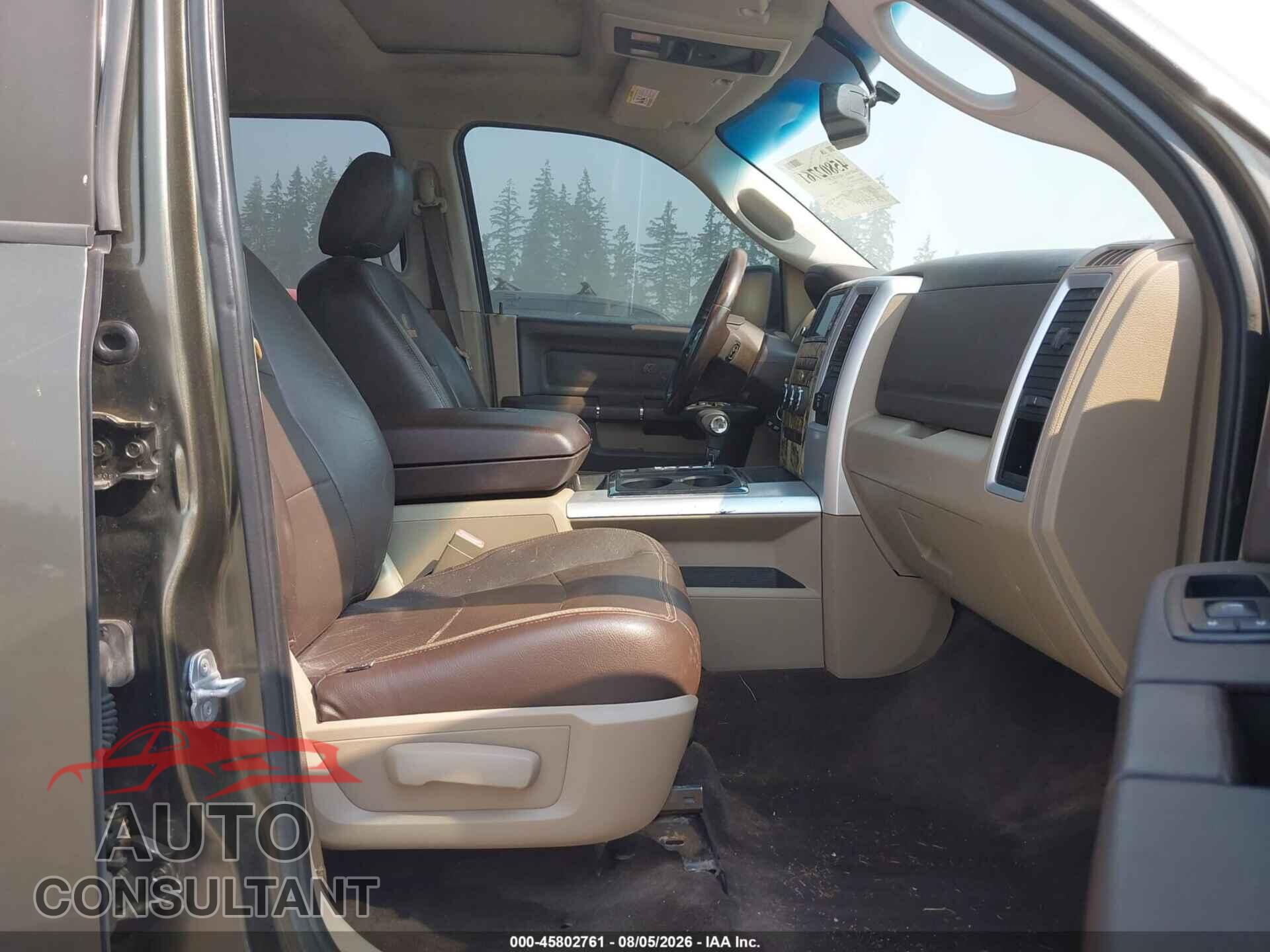 DODGE RAM 1500 2012 - 1C6RD7LT2CS176512