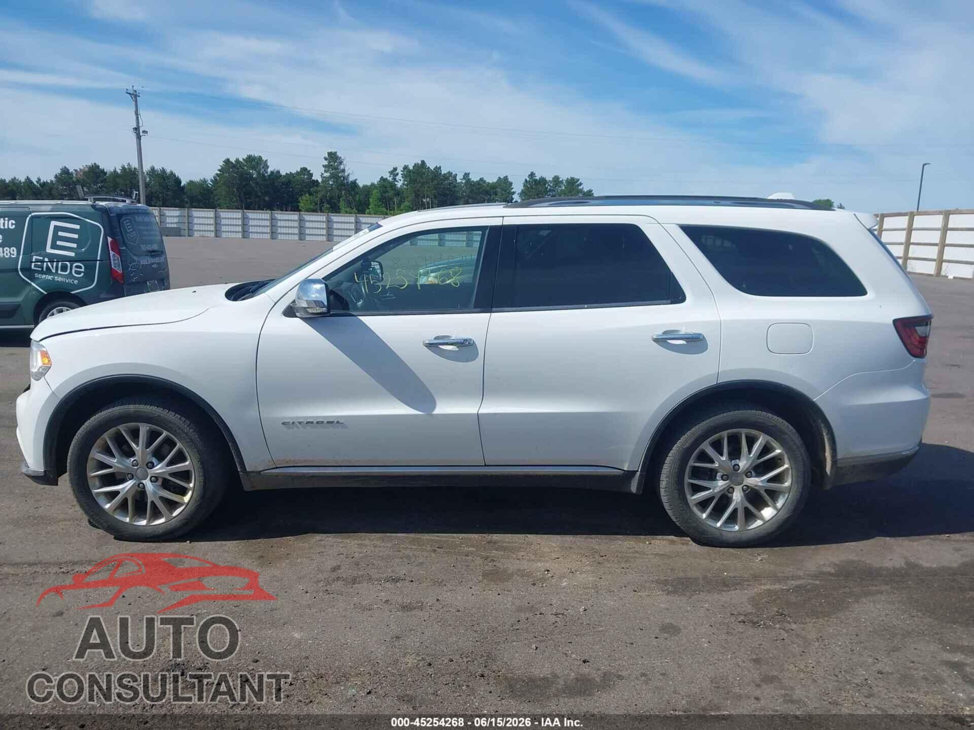 DODGE DURANGO 2015 - 1C4RDJEG1FC896811