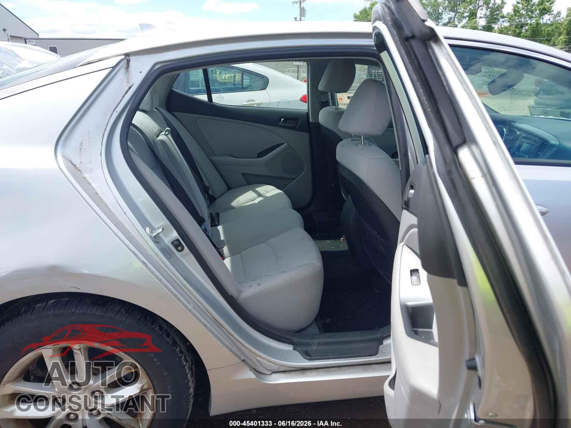 KIA OPTIMA 2013 - KNAGM4A70D5437685