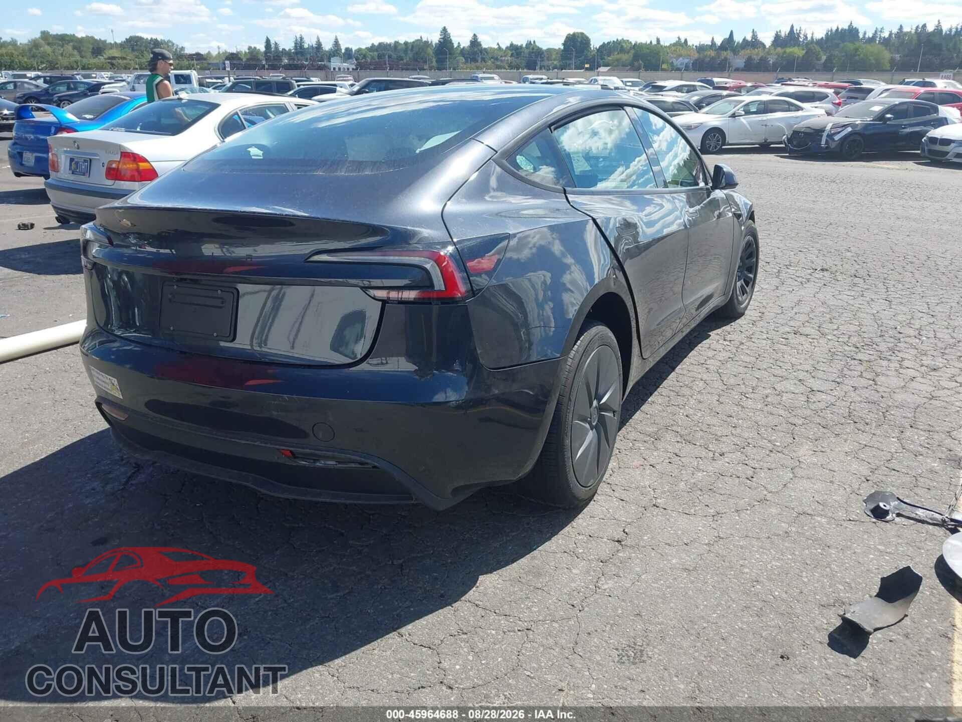 TESLA MODEL 3 2025 - 5YJ3E1EA5SF138286