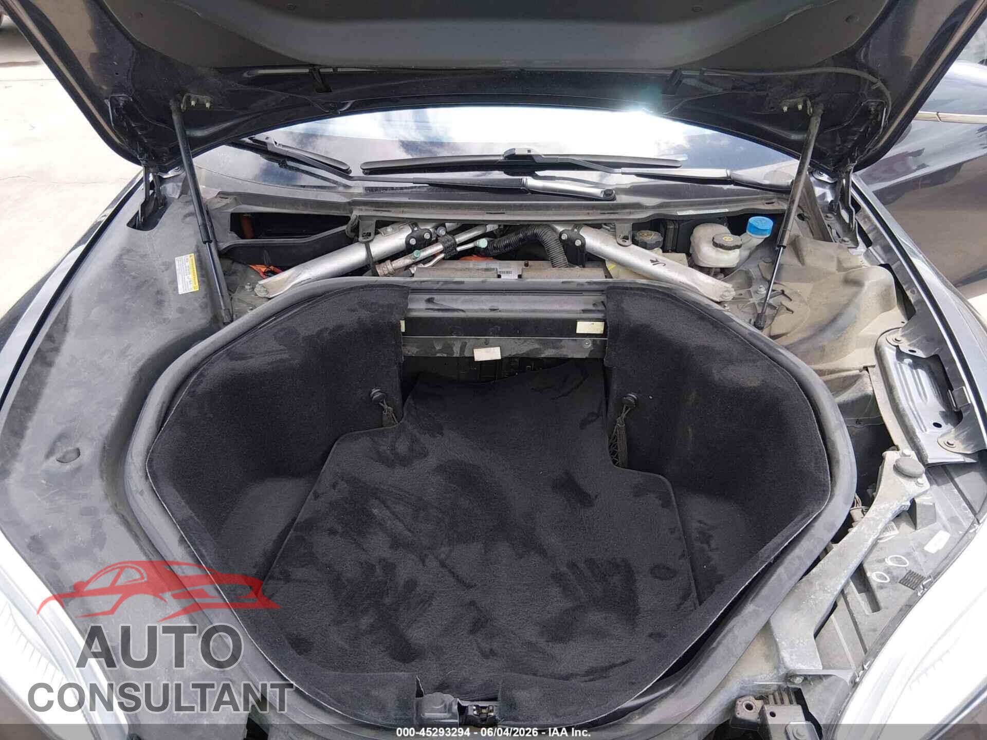 TESLA MODEL S 2014 - 5YJSA1H18EFP61599