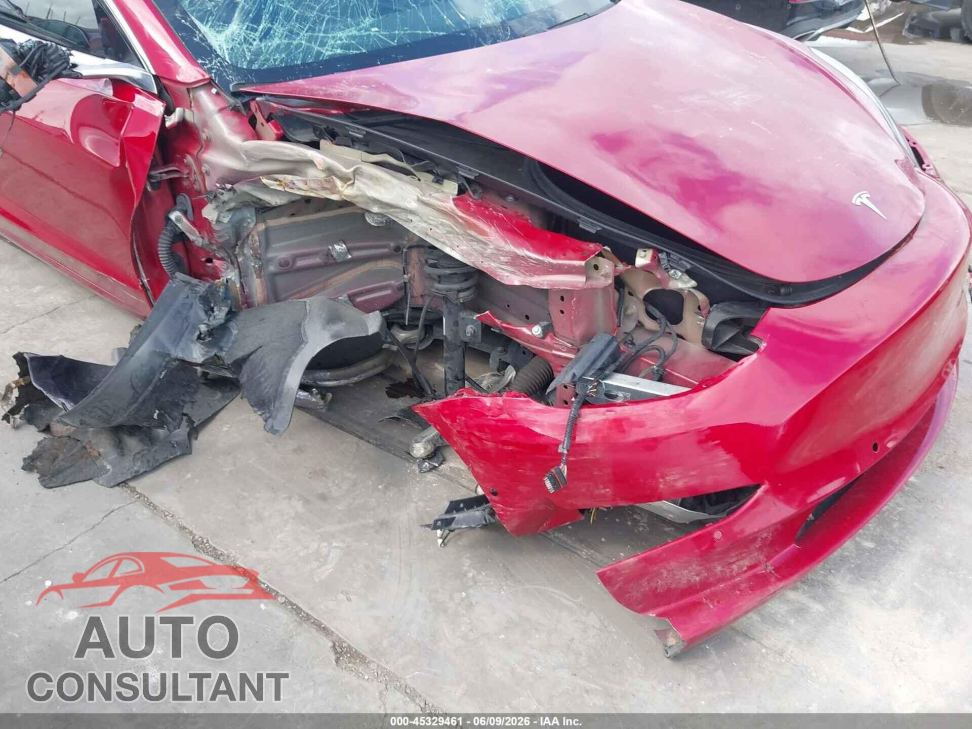 TESLA MODEL 3 2018 - 5YJ3E1EA5JF018132