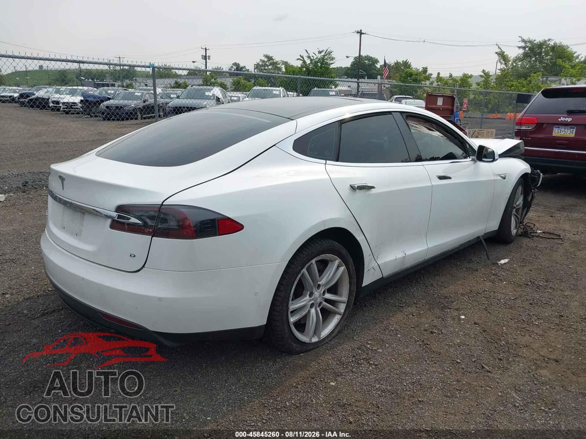 TESLA MODEL S 2015 - 5YJSA1S27FF099923