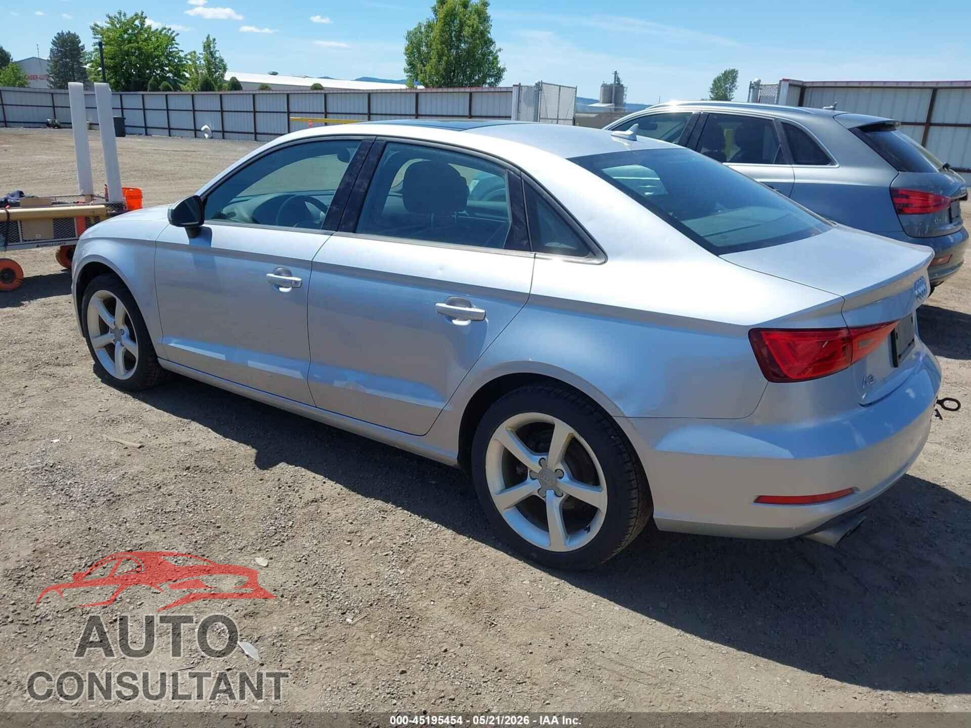 AUDI A3 2015 - WAUACGFF4F1038427
