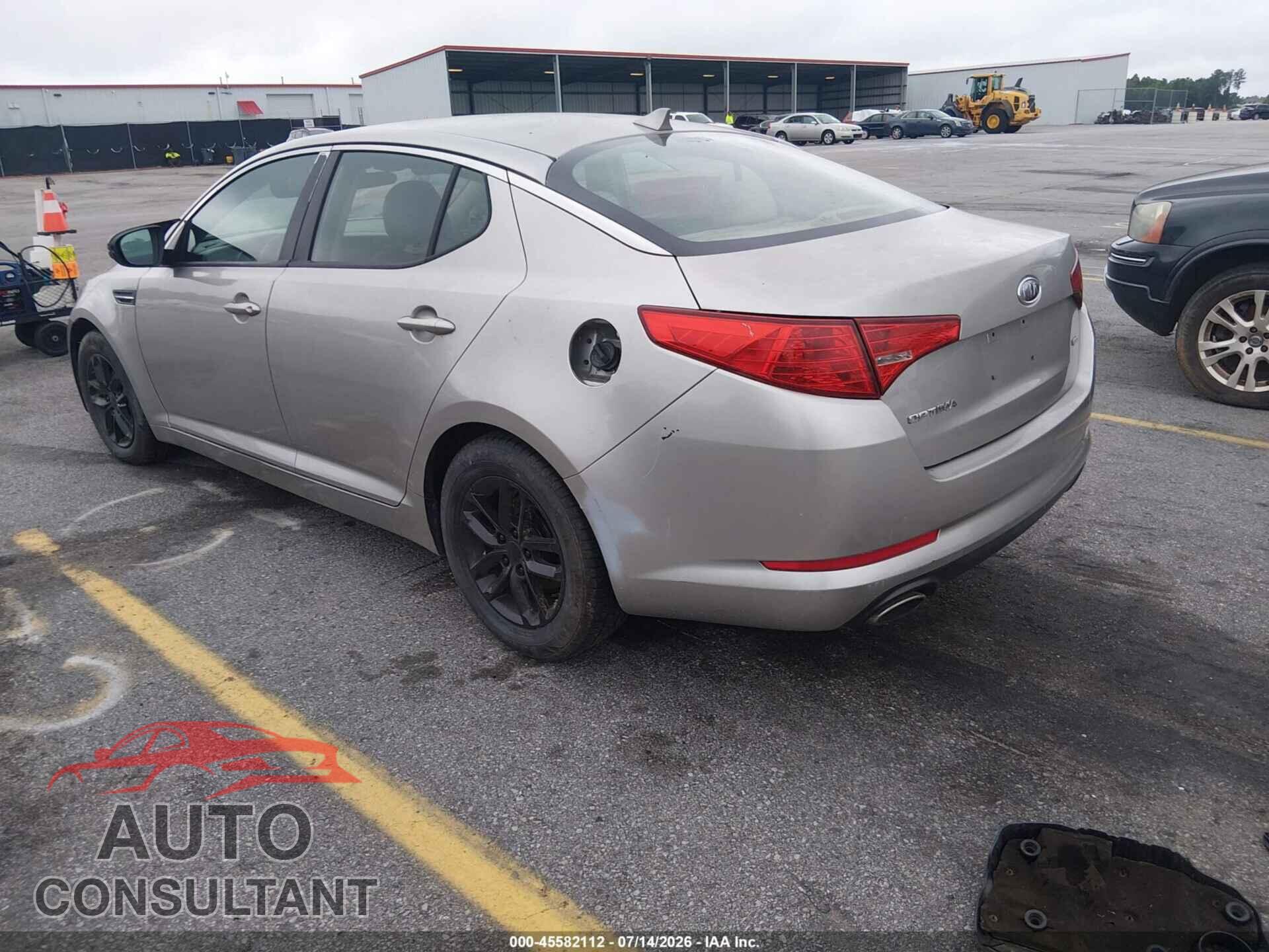 KIA OPTIMA 2011 - KNAGM4A79B5082917