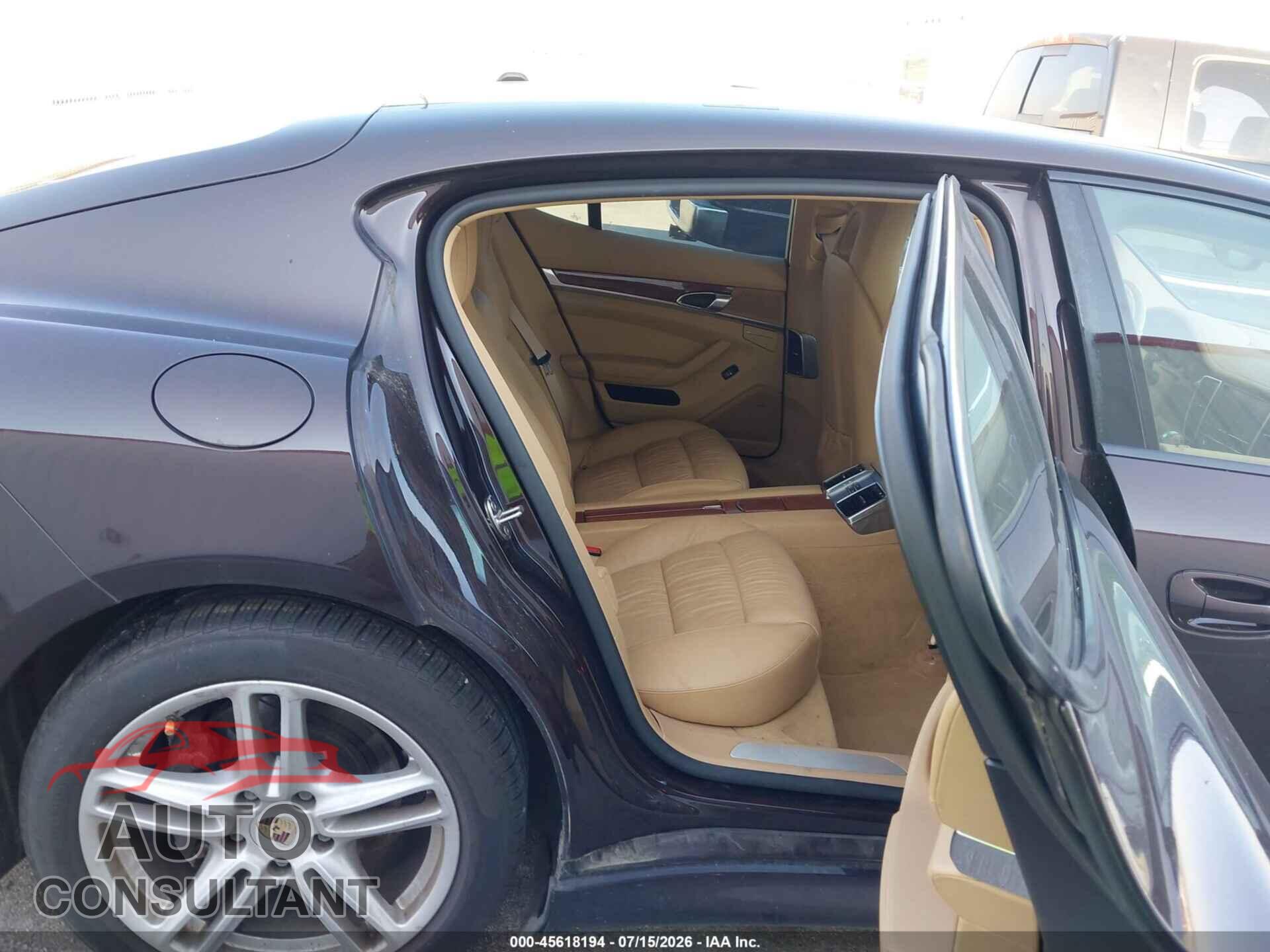 PORSCHE PANAMERA 2011 - WP0AA2A71BL011129