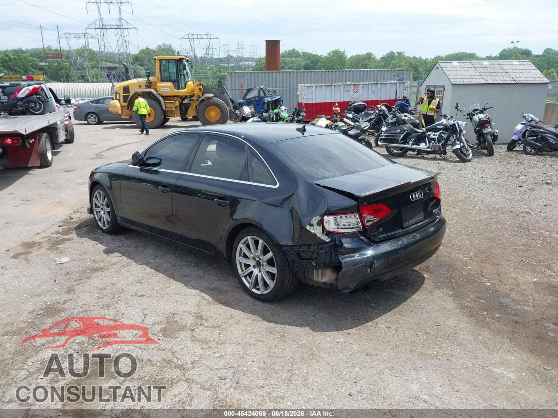 AUDI A4 2011 - WAUFFAFL1BN032247