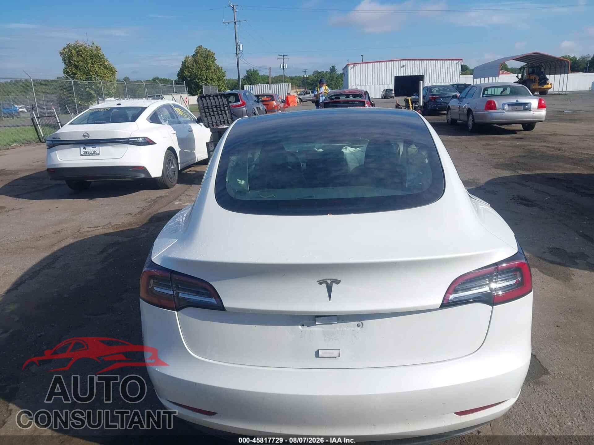 TESLA MODEL 3 2023 - 5YJ3E1EA5PF505100