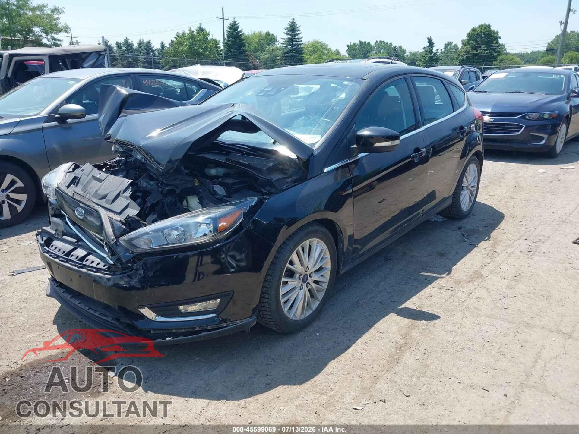 FORD FOCUS 2017 - 1FADP3N22HL324821