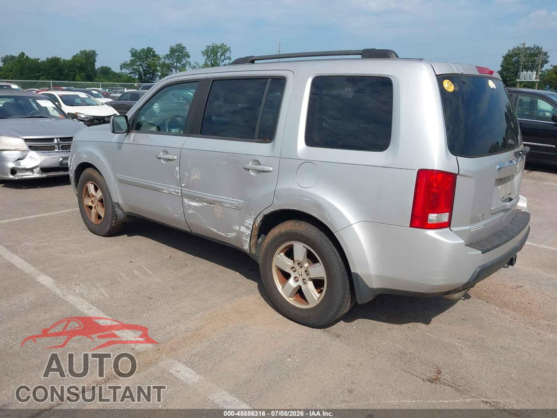 HONDA PILOT 2011 - 5FNYF4H63BB026209