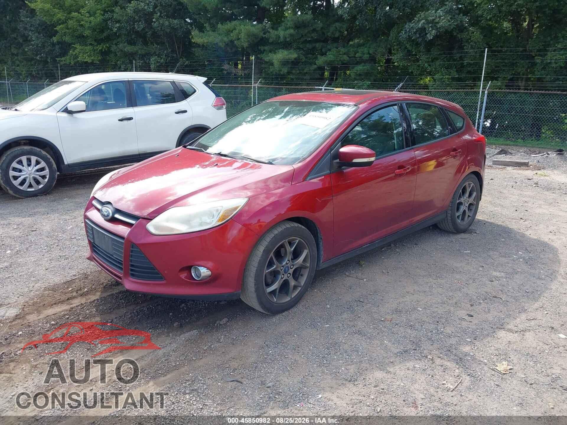 FORD FOCUS 2014 - 1FADP3K23EL128726