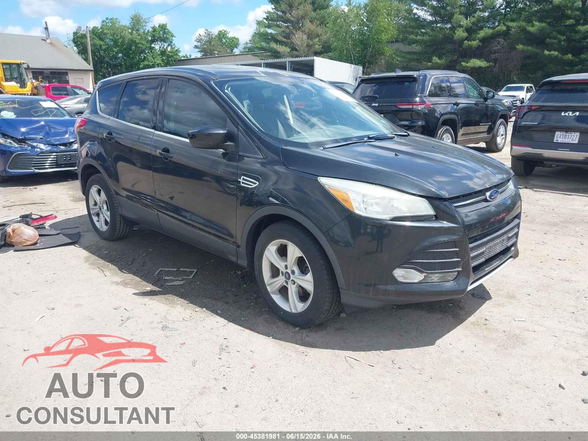 FORD ESCAPE 2015 - 1FMCU0G72FUB73276