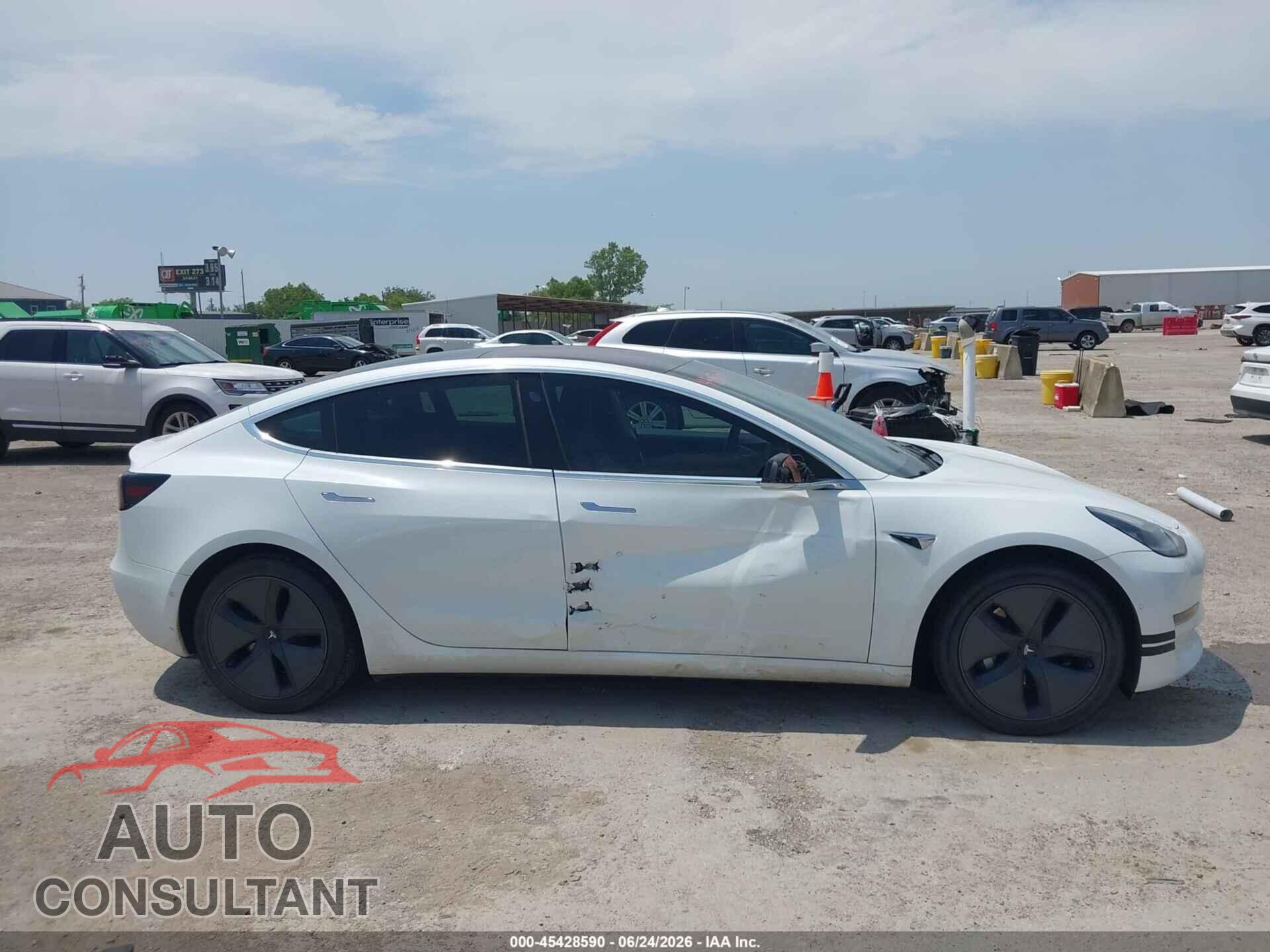 TESLA MODEL 3 2018 - 5YJ3E1EA1JF057722