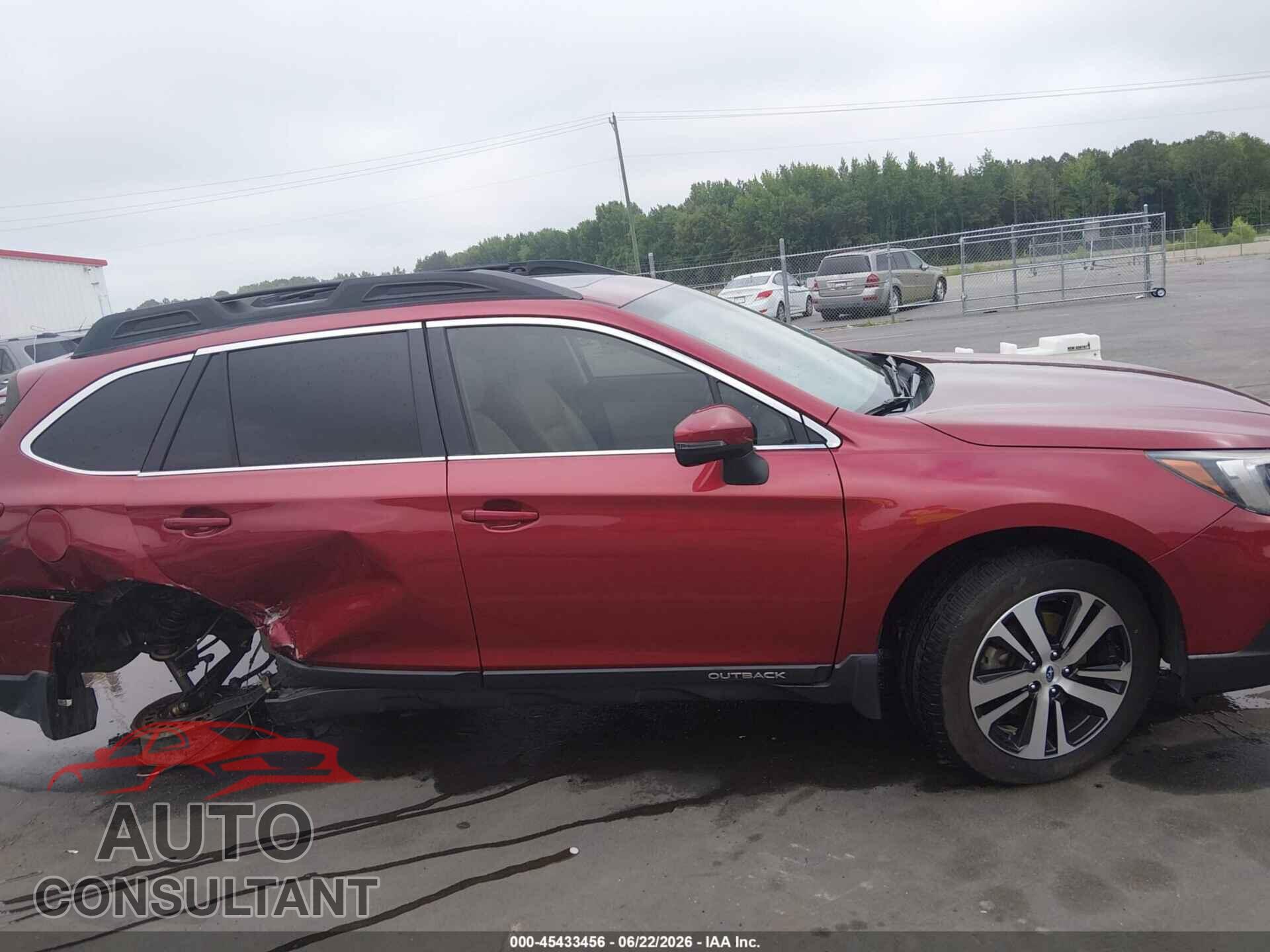SUBARU OUTBACK 2019 - 4S4BSENC5K3324058