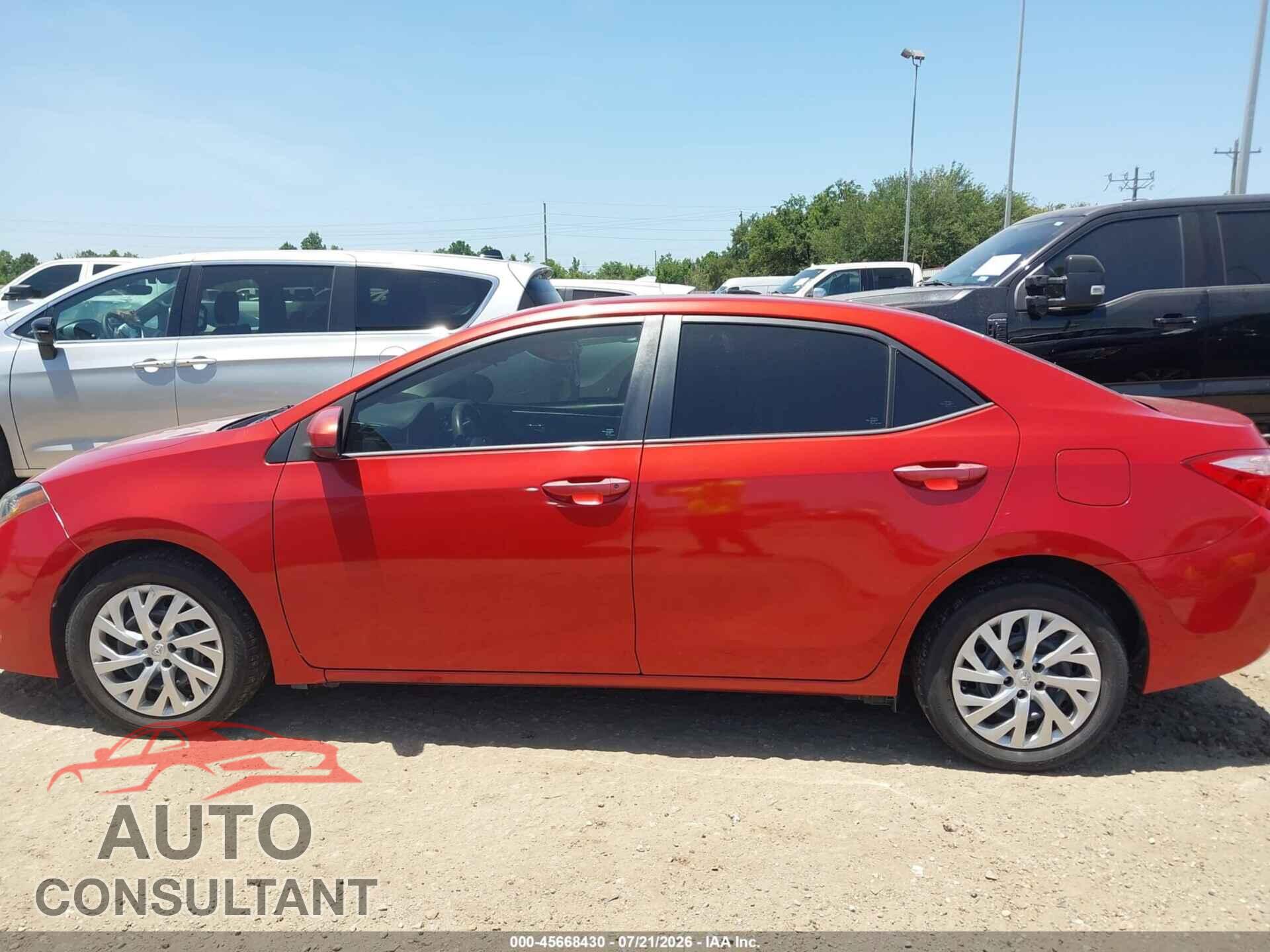 TOYOTA COROLLA 2017 - 5YFBURHE3HP601826
