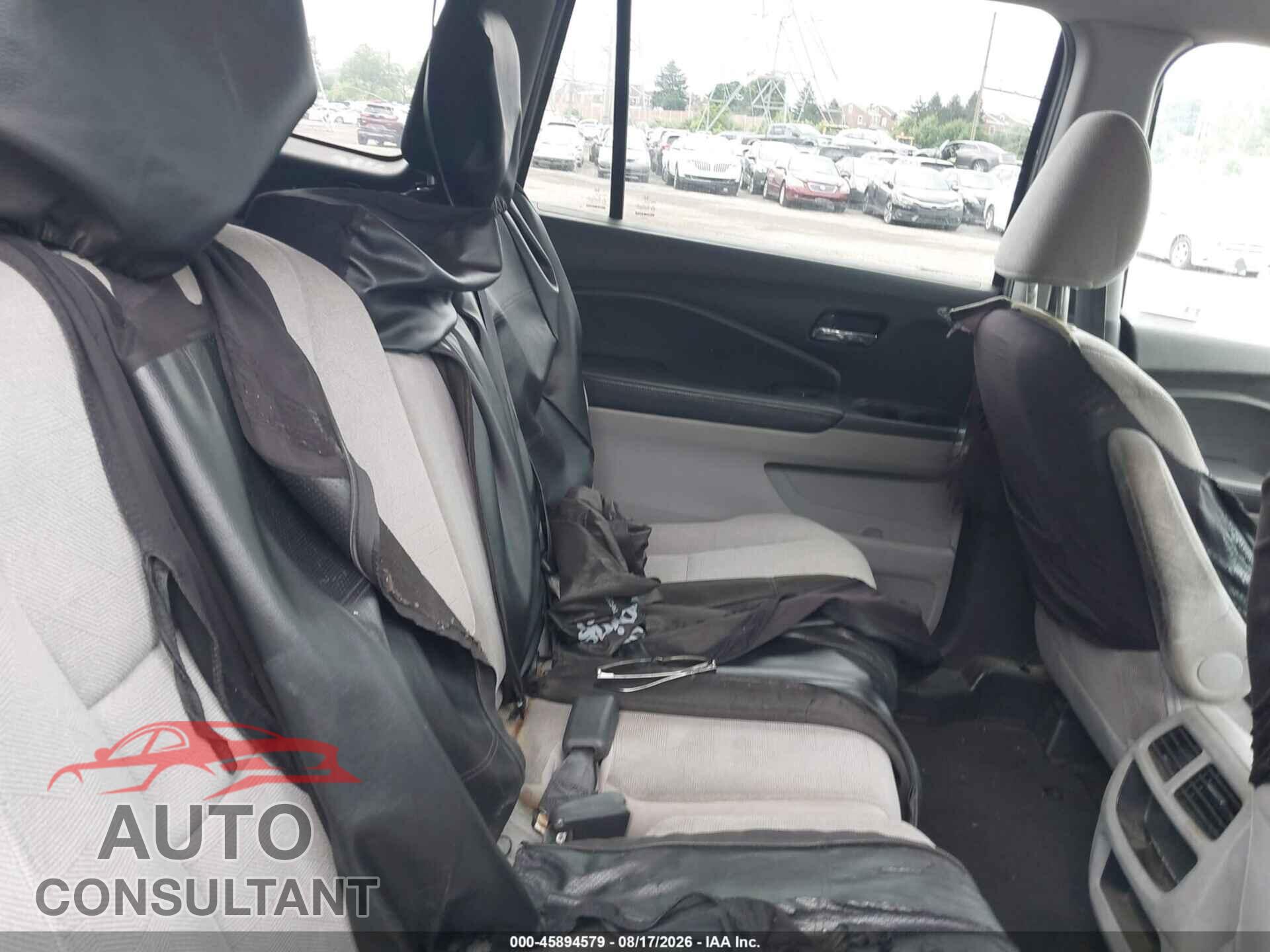 HONDA PILOT 2019 - 5FNYF6H18KB046827