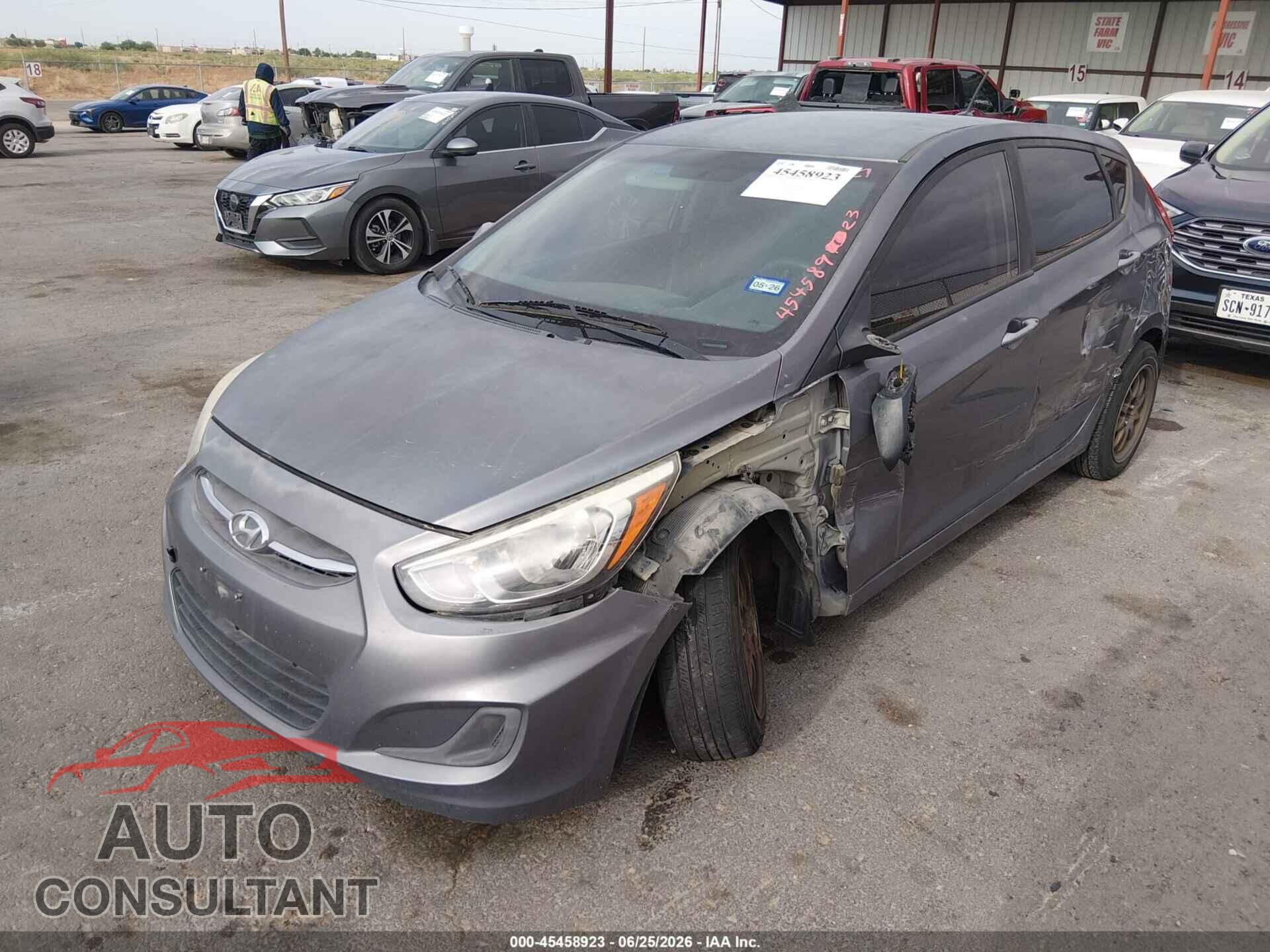 HYUNDAI ACCENT 2017 - KMHCT5AE9HU301006