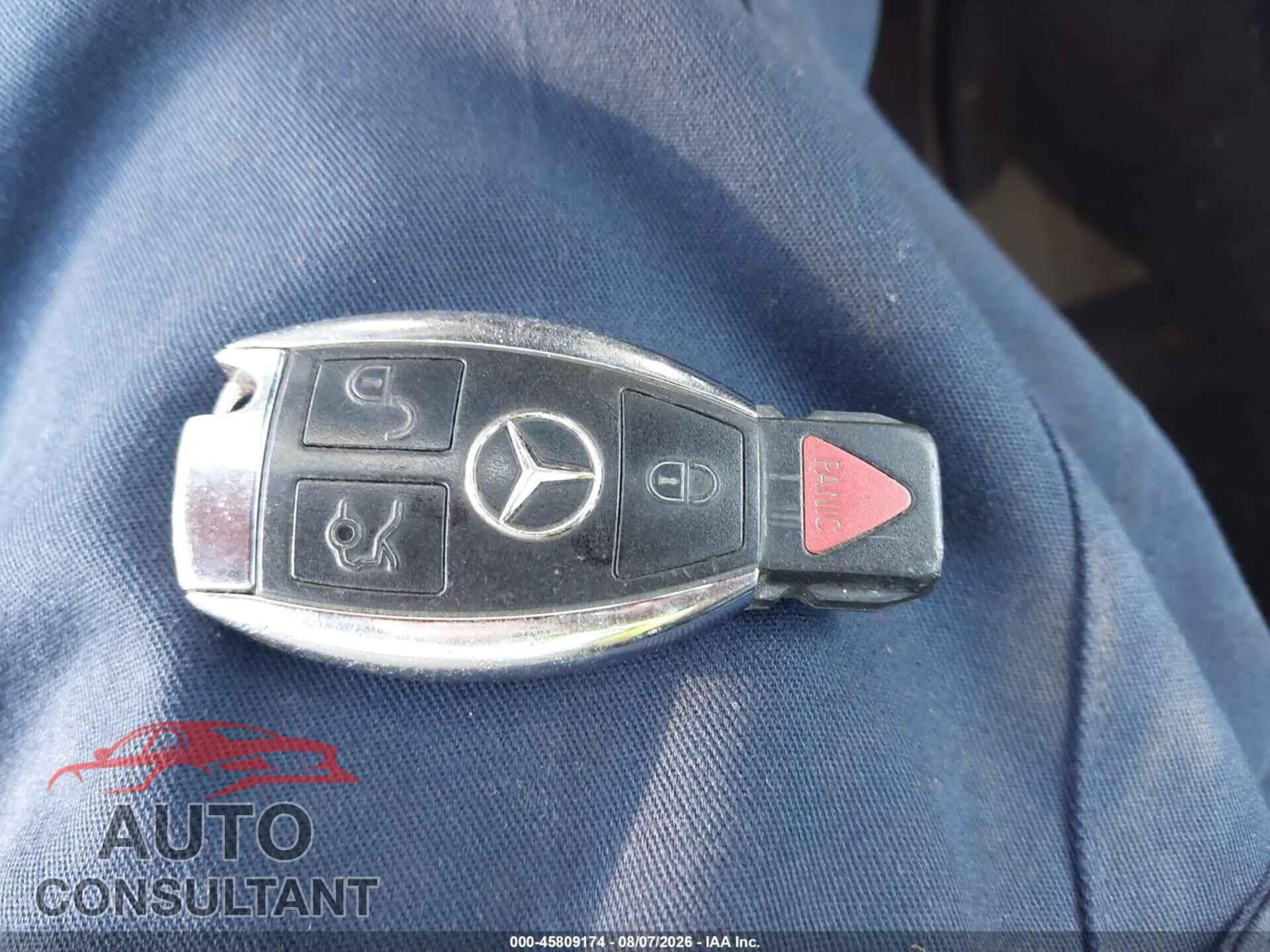 MERCEDES-BENZ E 2015 - WDDHF5KB1FB100818