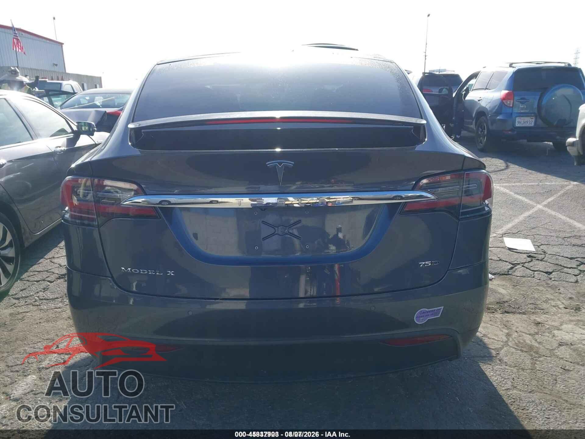 TESLA MODEL X 2018 - 5YJXCBE28JF104668