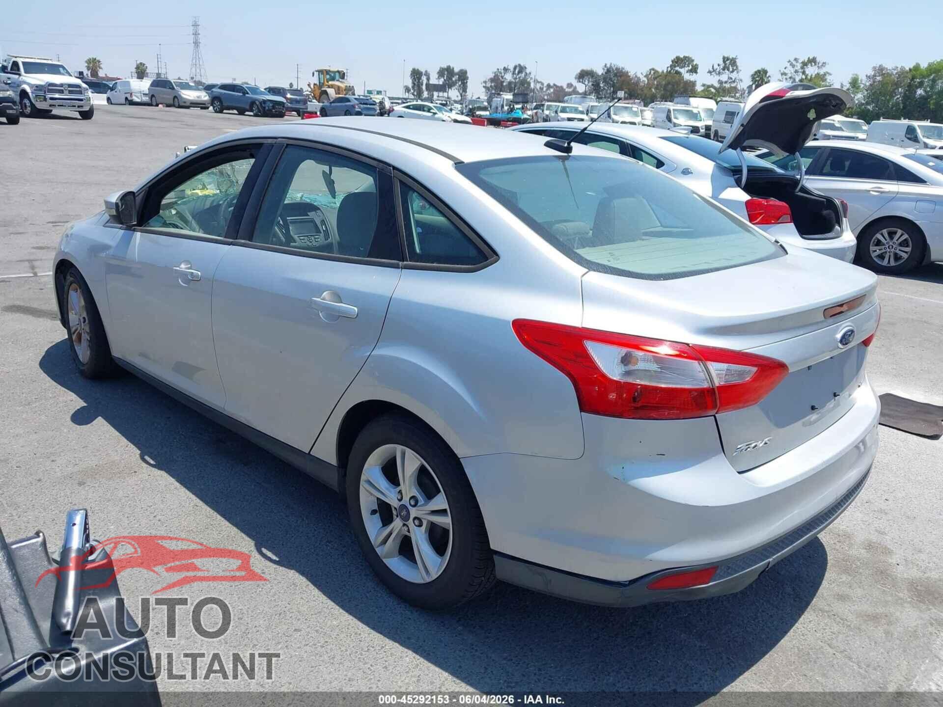 FORD FOCUS 2013 - 1FADP3F20DL353520
