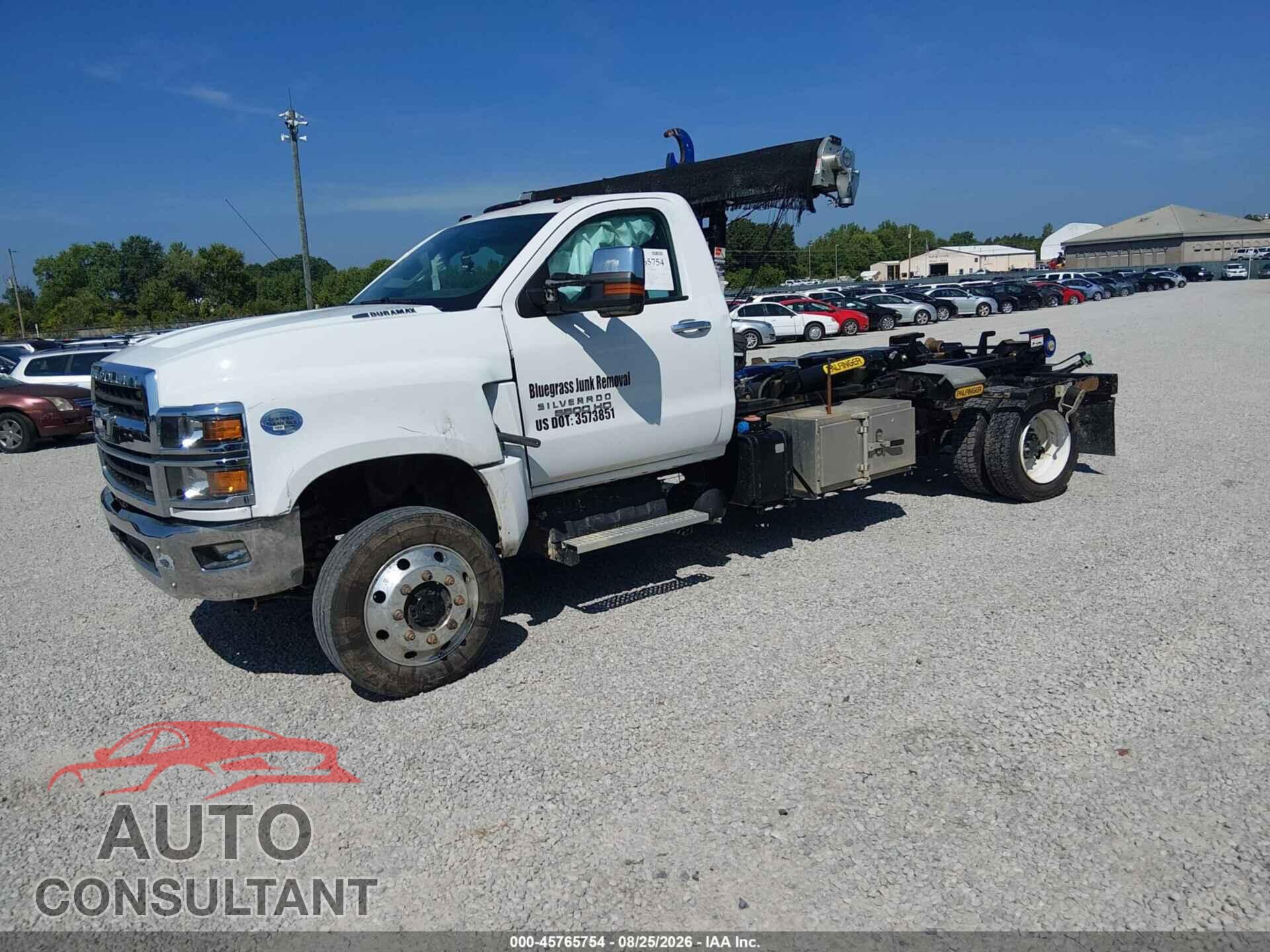 CHEVROLET SILVERADO MD 2023 - 1HTKJPVM2PH481913