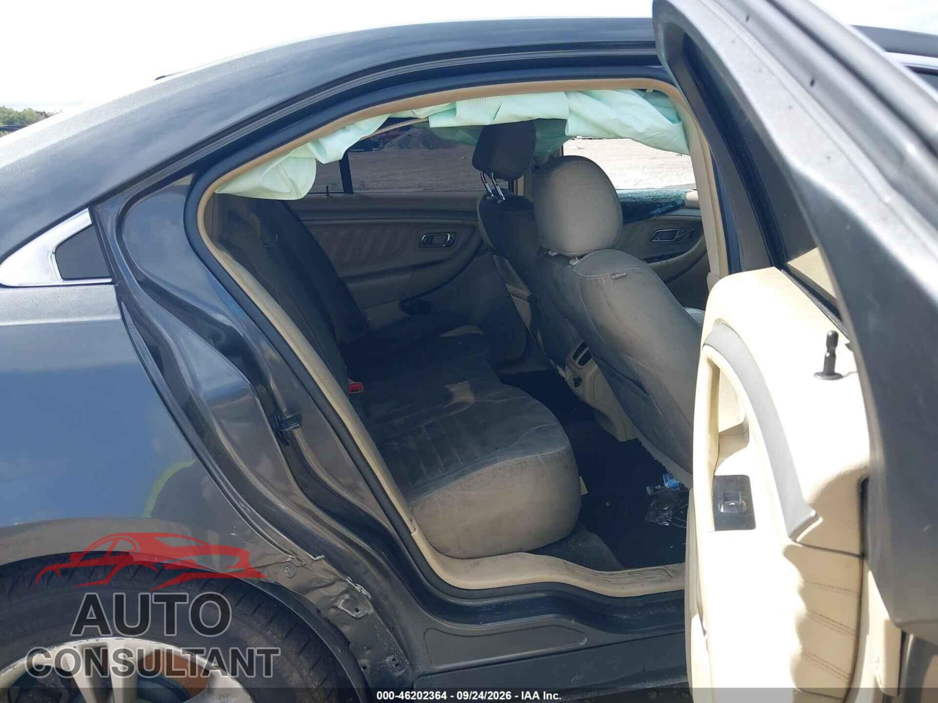 FORD TAURUS 2015 - 1FAHP2D86FG160139