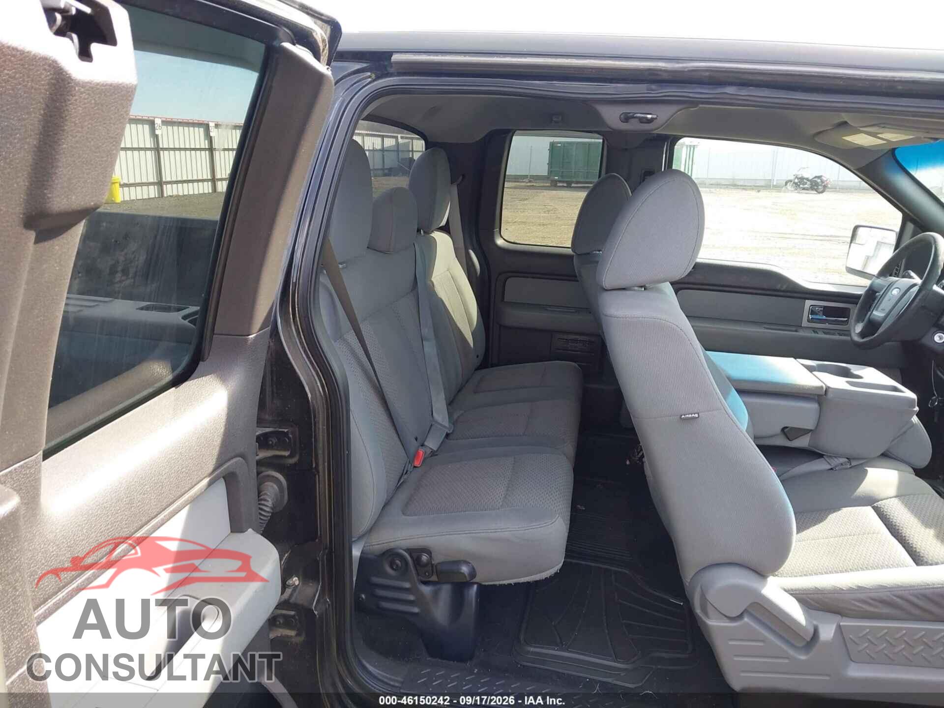 FORD F-150 2011 - 1FTFX1EF8BFC61045