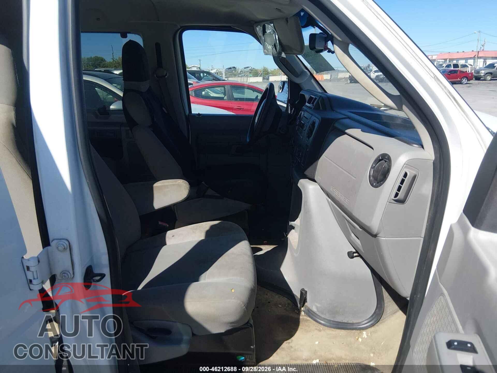 FORD E-350 SUPER DUTY 2014 - 1FBNE3BLXEDA15108