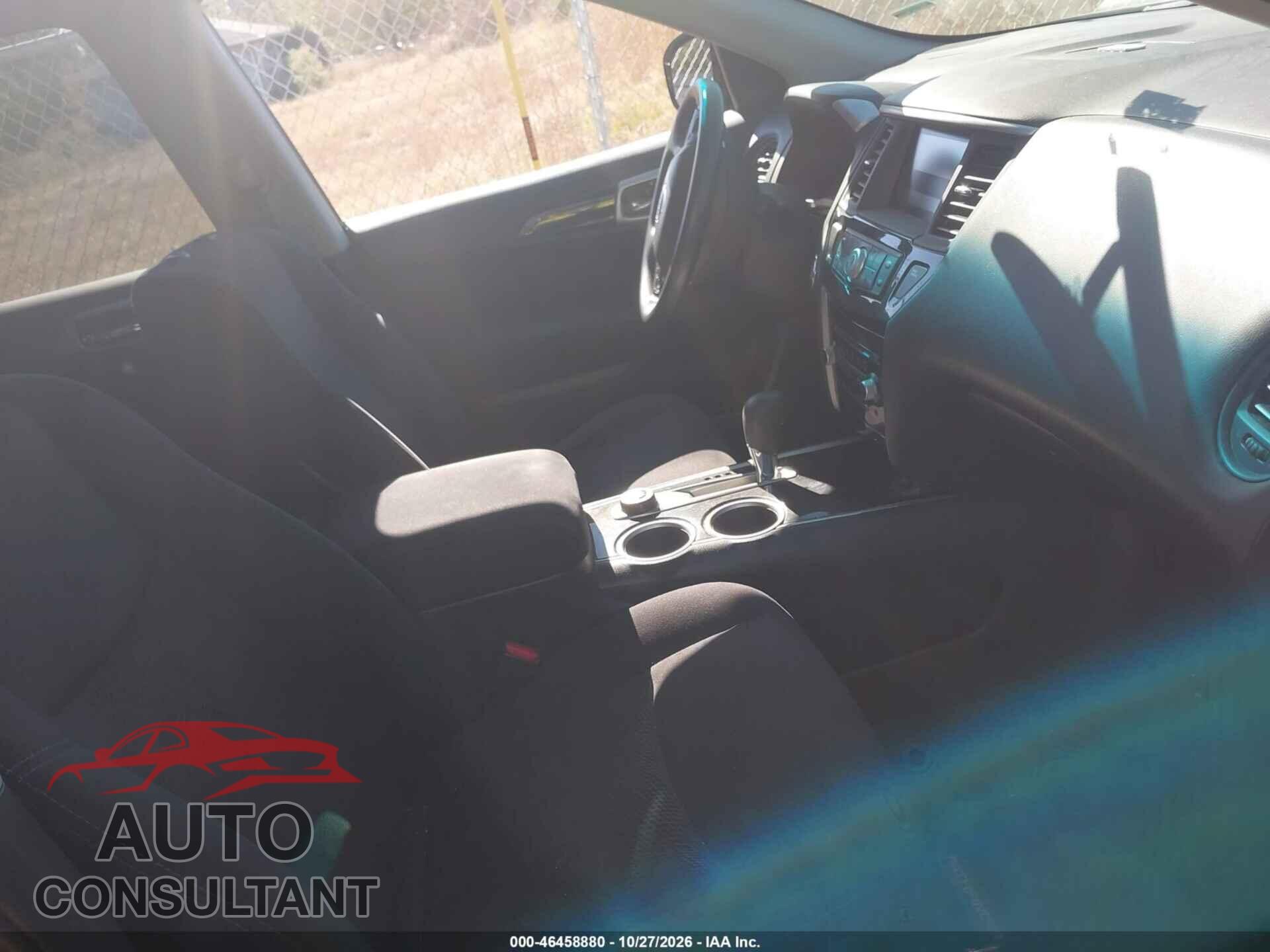 NISSAN PATHFINDER 2013 - 5N1AR2MM1DC689050