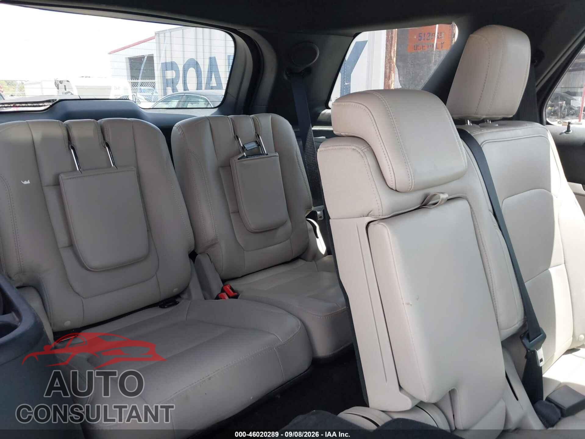 FORD EXPLORER 2018 - 1FM5K7F80JGB55223