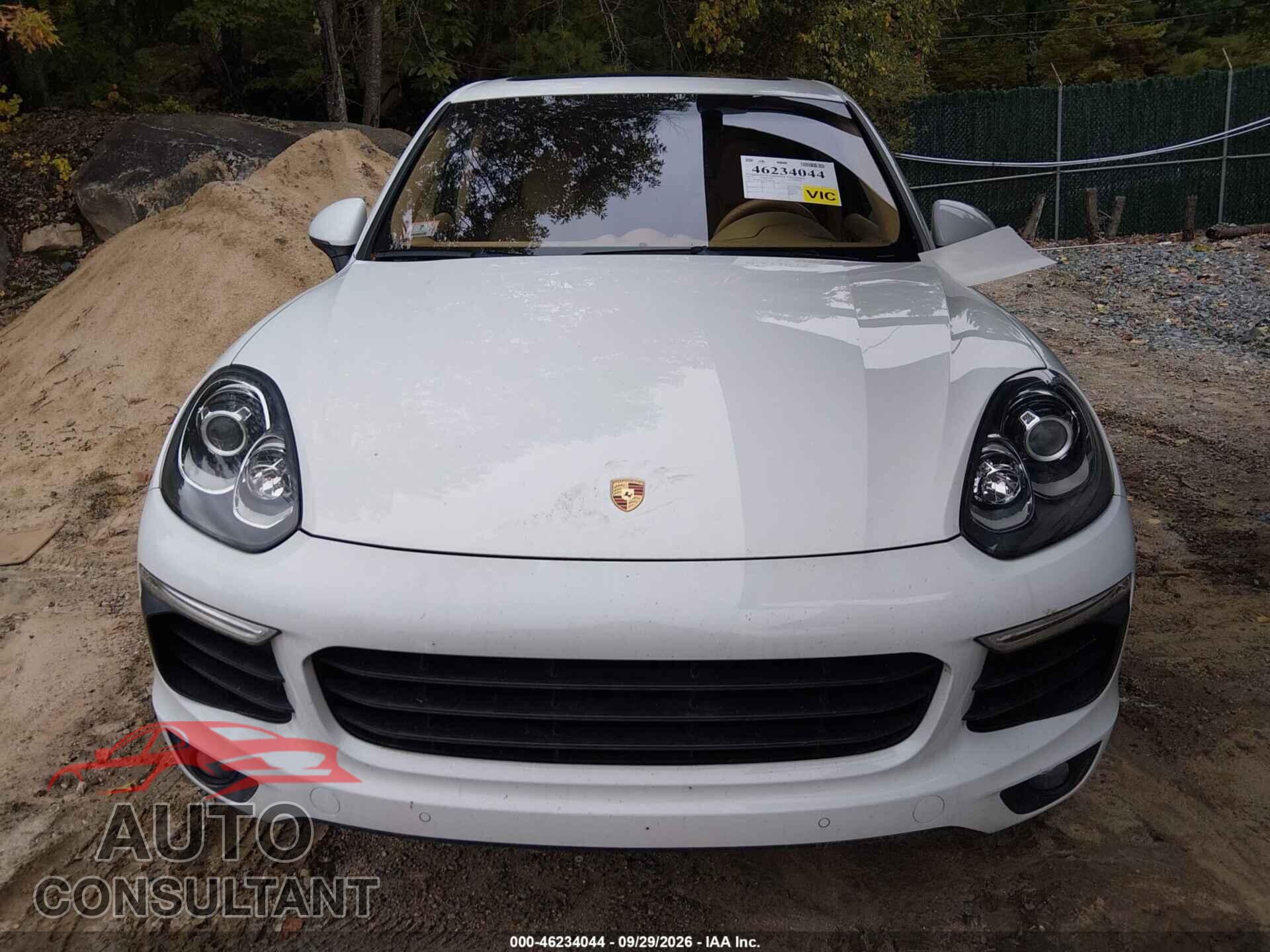 PORSCHE CAYENNE 2016 - WP1AA2A24GKA08628