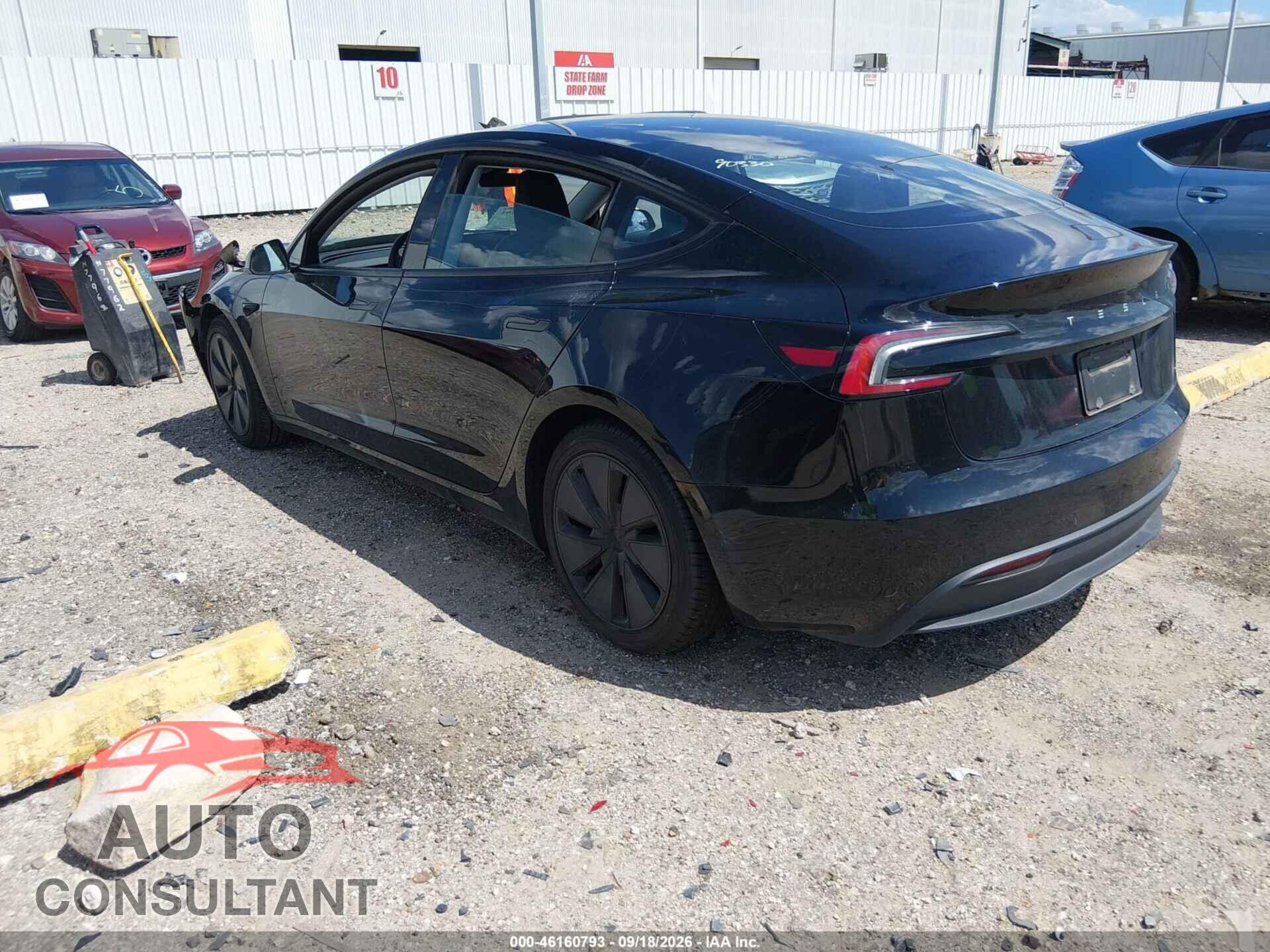 TESLA MODEL 3 2024 - 5YJ3E1EA2RF726656