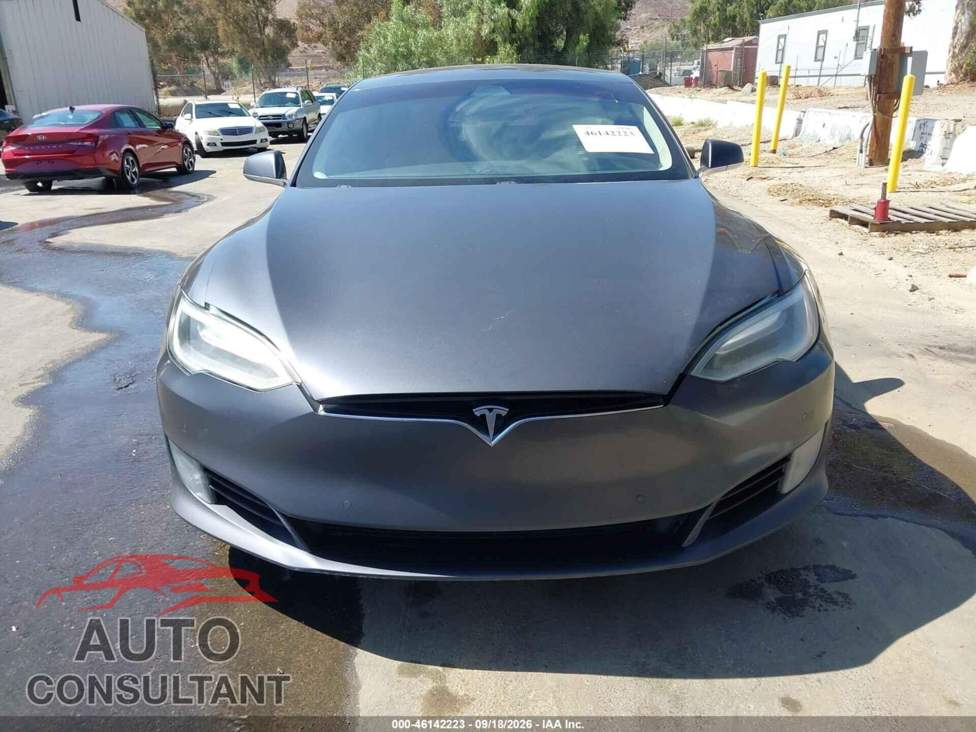 TESLA MODEL S 2017 - 5YJSA1E14HF194073