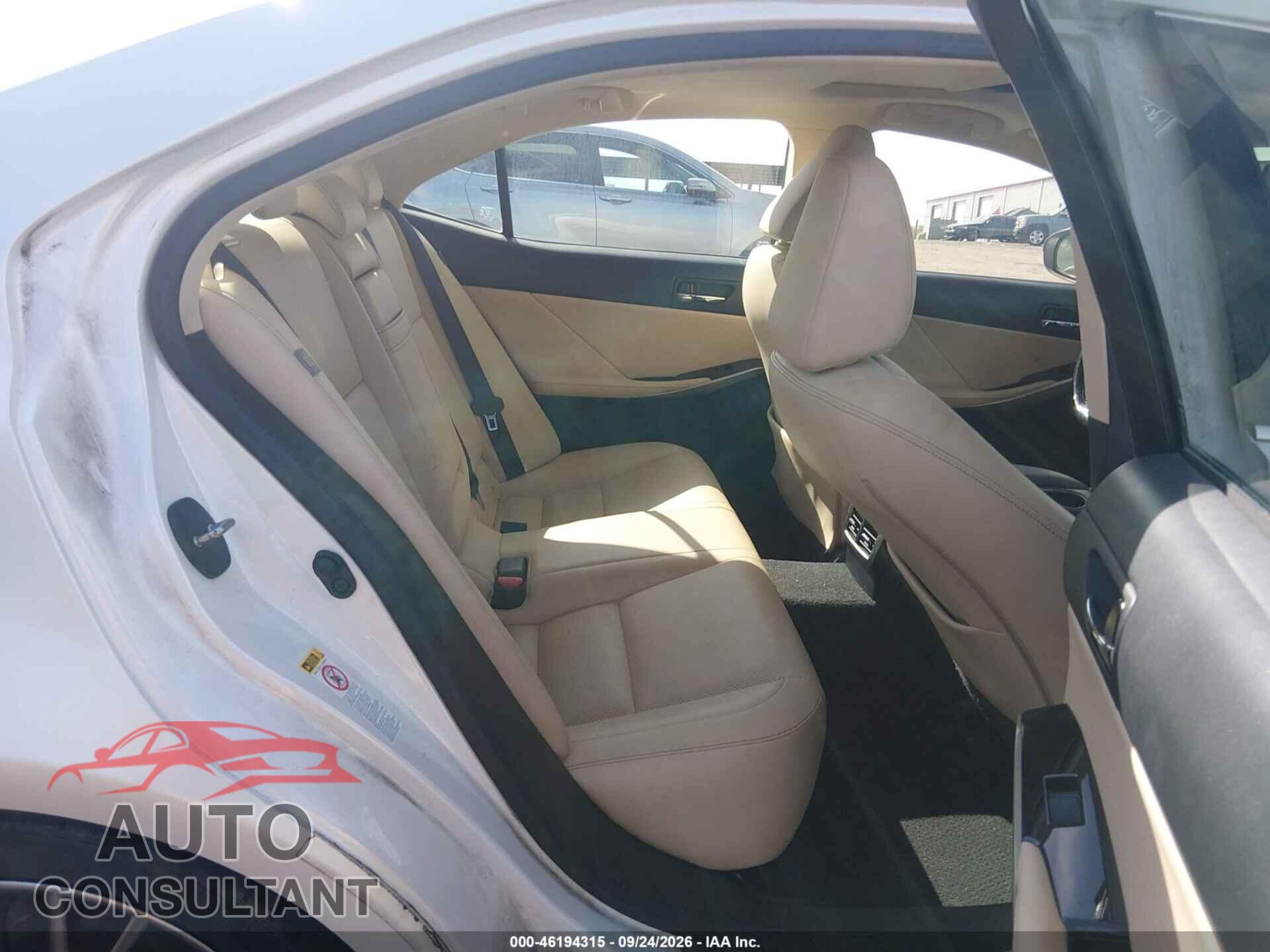 LEXUS IS 300 2016 - JTHCM1D27G5010328