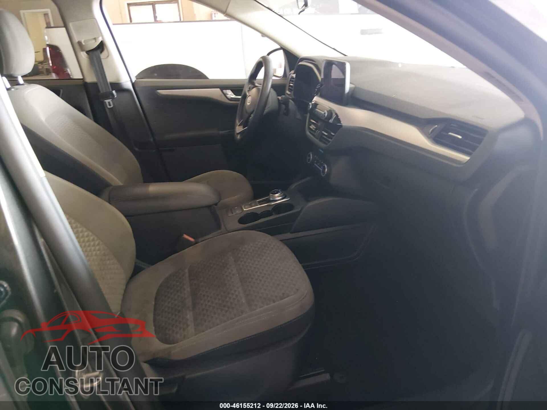 FORD ESCAPE 2020 - 1FMCU0G69LUA67295