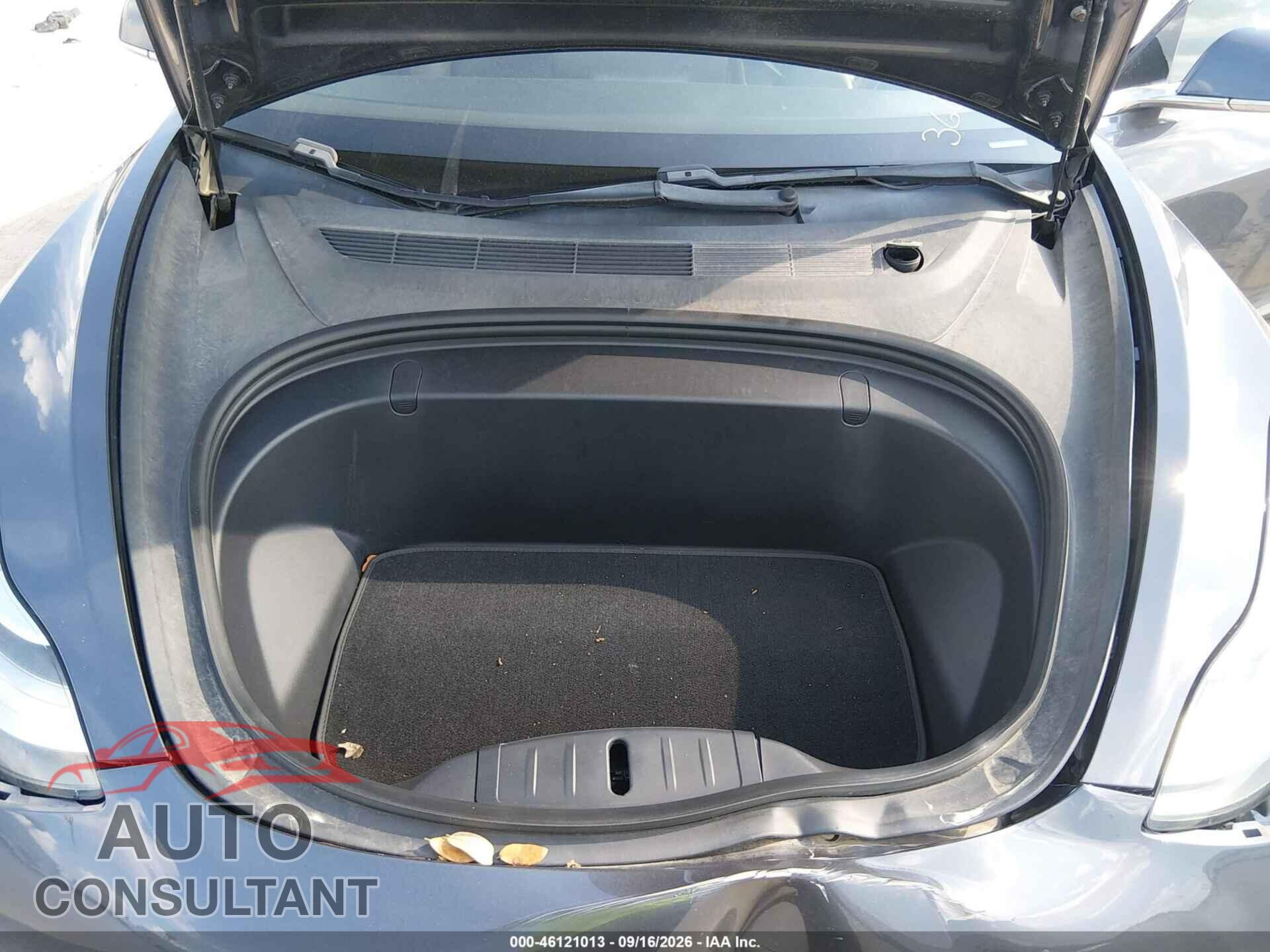 TESLA MODEL 3 2018 - 5YJ3E1EA5JF153661