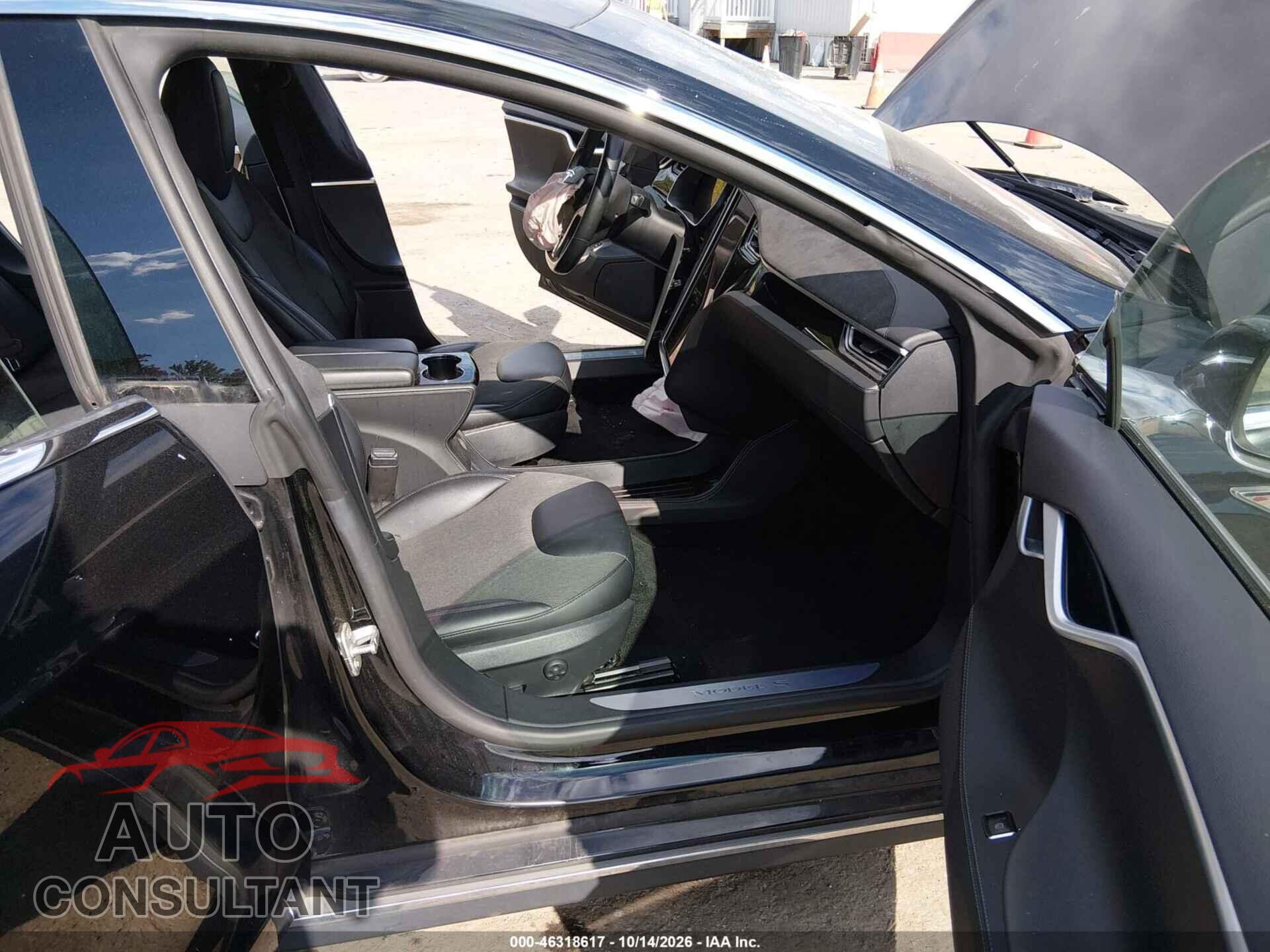 TESLA MODEL S 2015 - 5YJSA1H28FFP71480