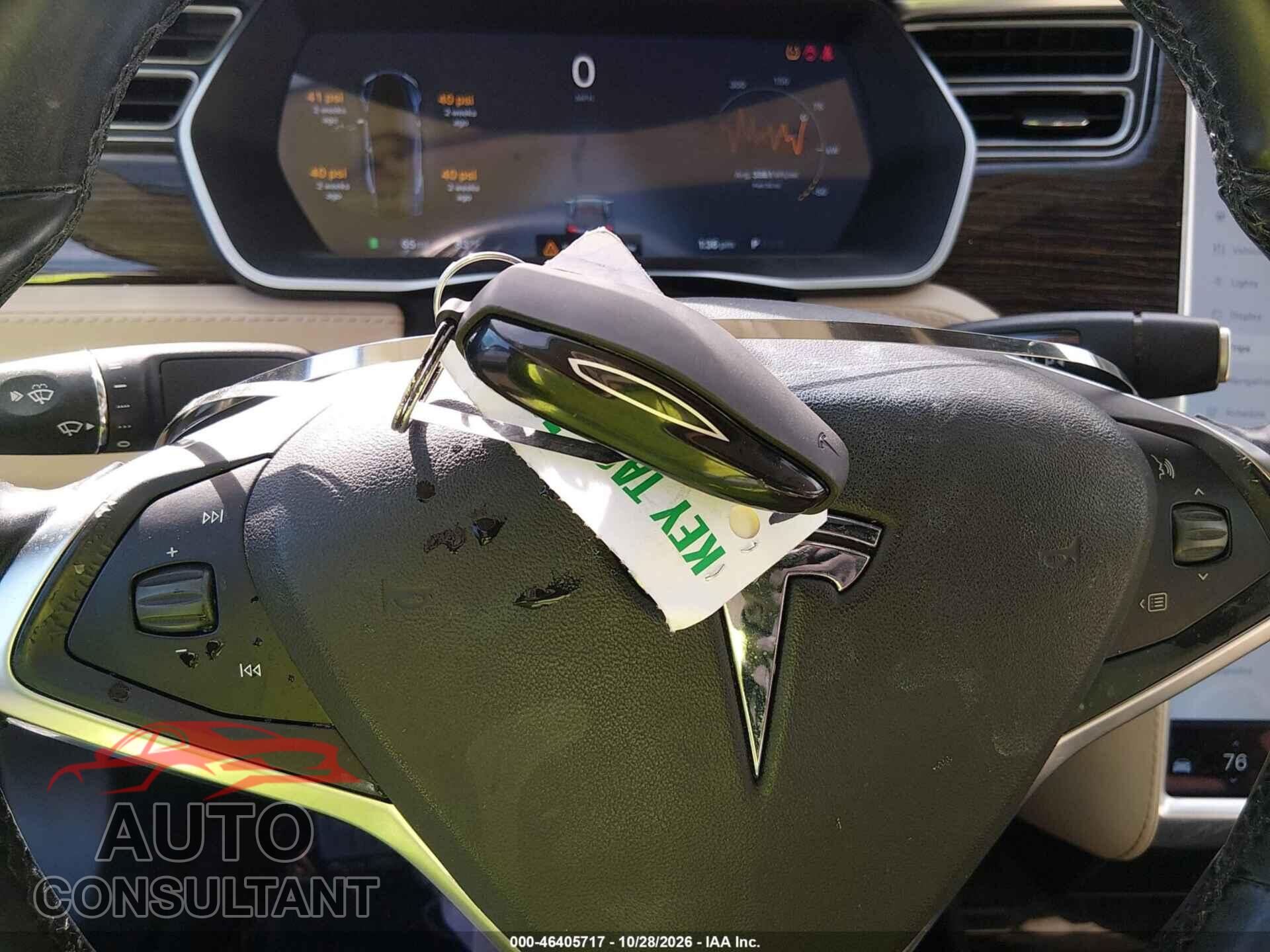 TESLA MODEL S 2015 - 5YJSA1H27FF083311