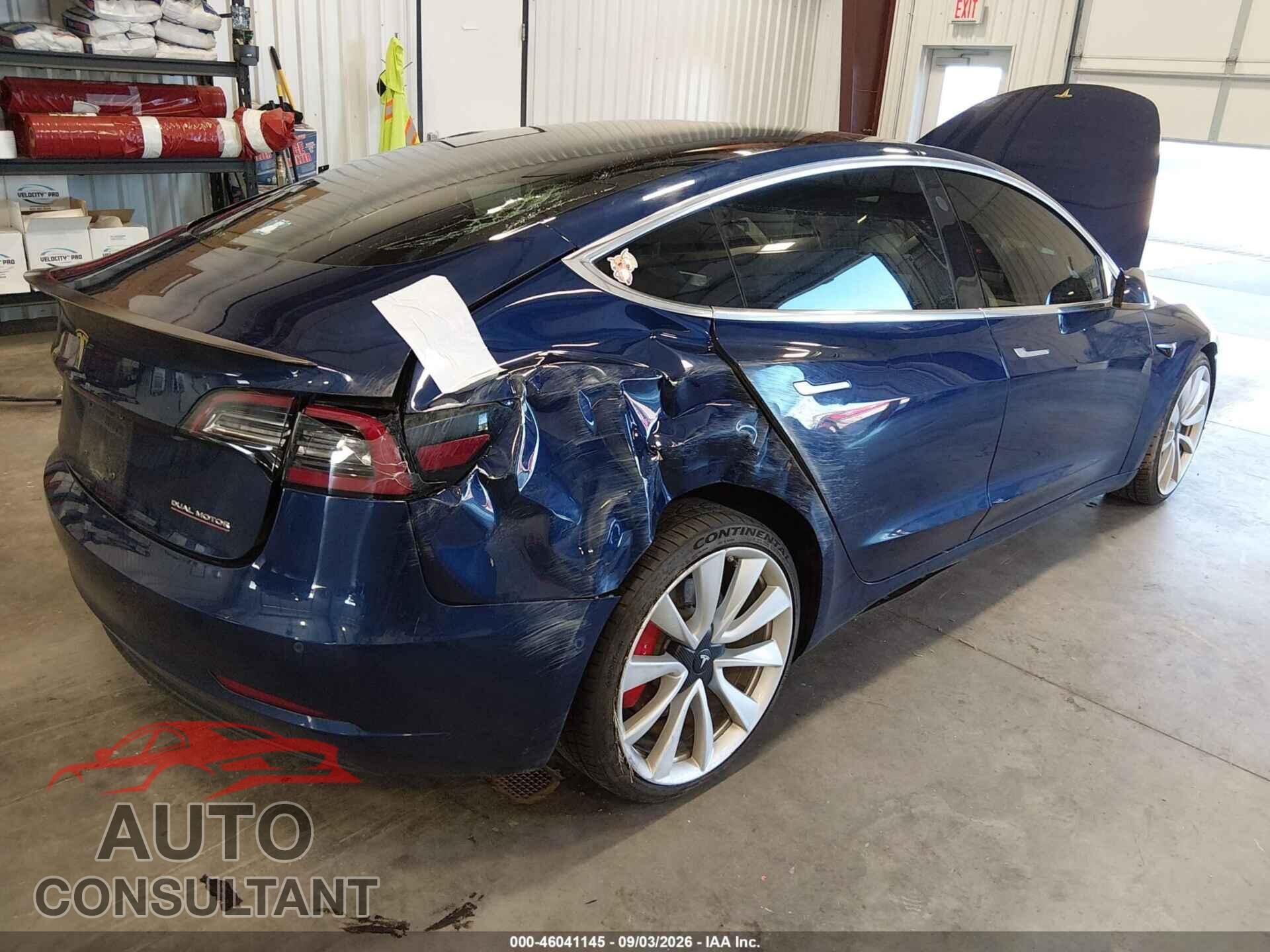 TESLA MODEL 3 2018 - 5YJ3E1EB7JF055725