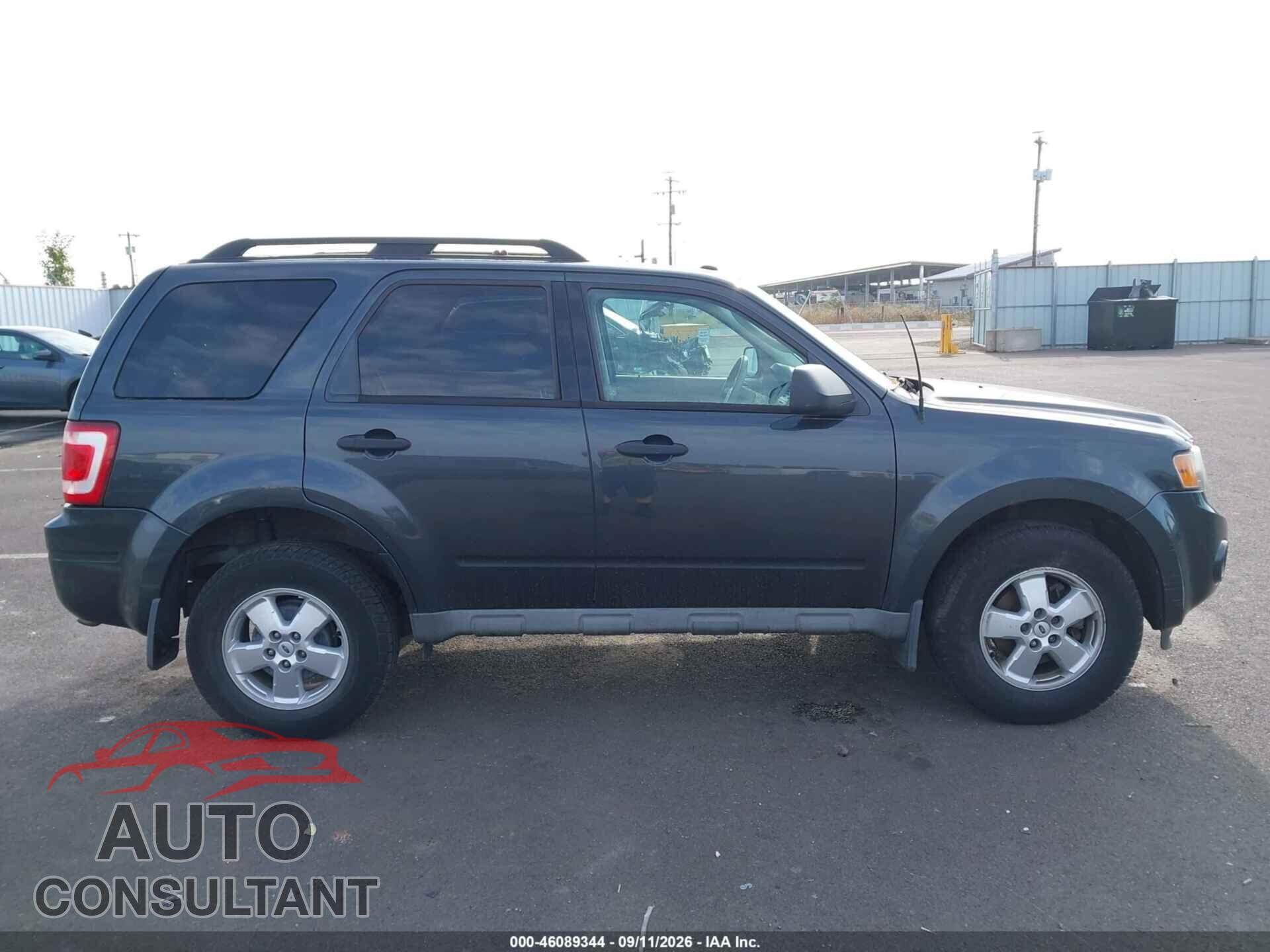 FORD ESCAPE 2009 - 1FMCU03749KB28362