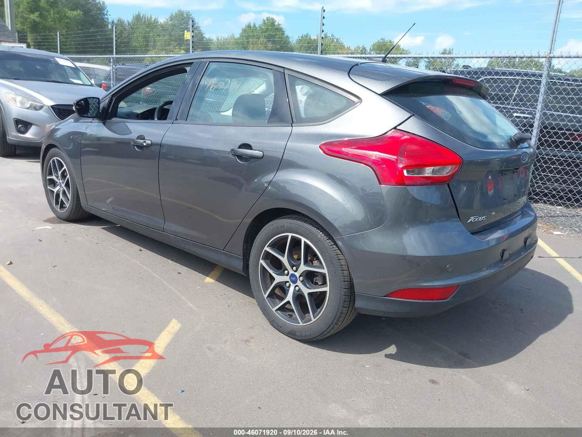 FORD FOCUS 2017 - 1FADP3M21HL289044