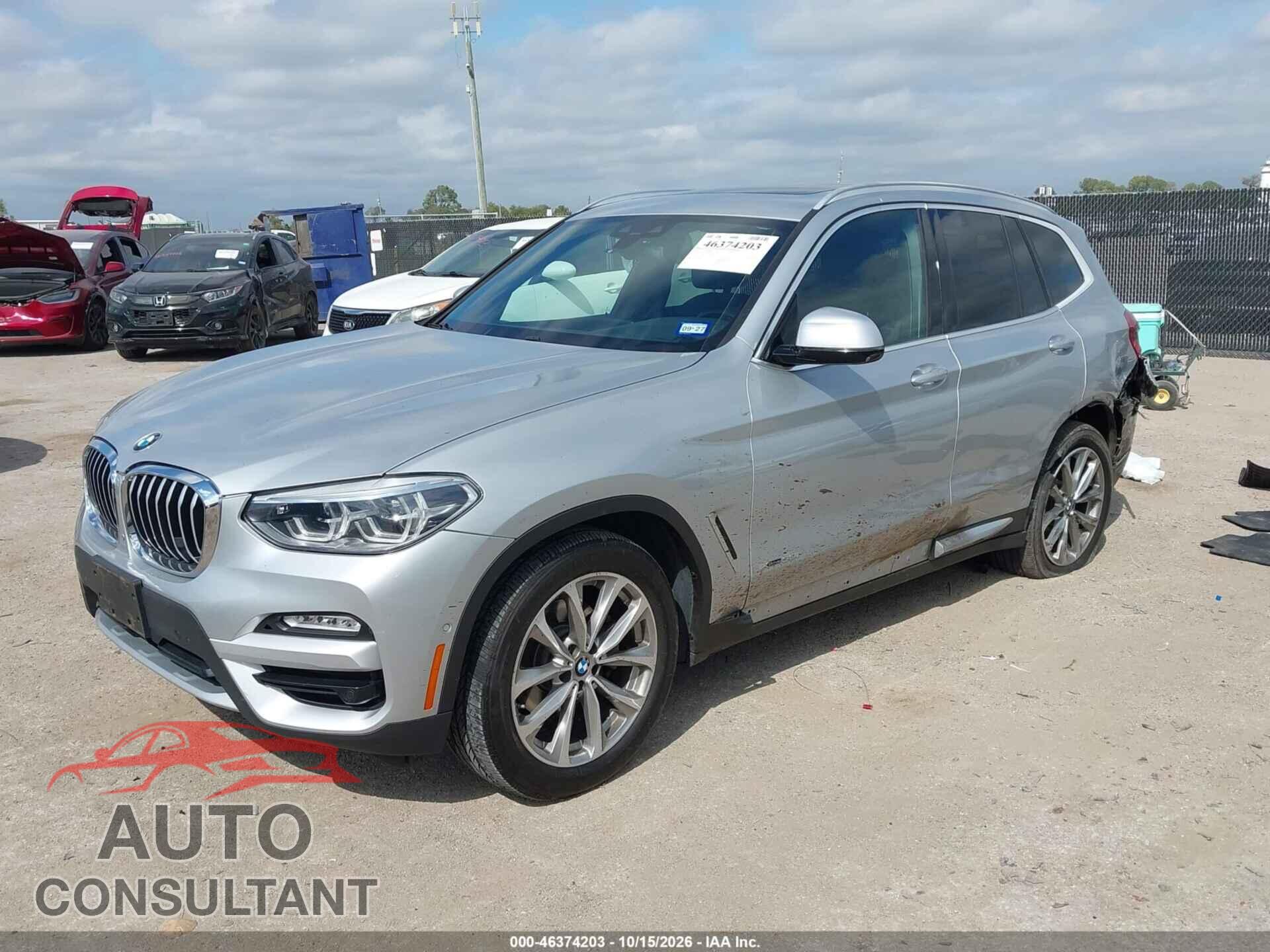 BMW X3 2018 - 5UXTR9C57JLA44528