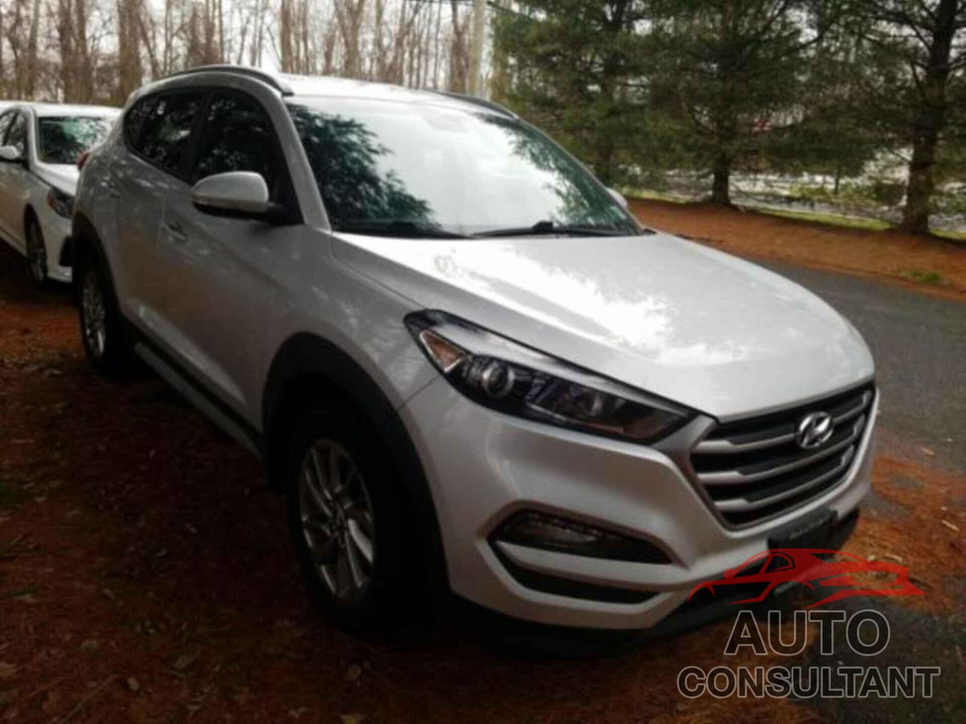 HYUNDAI TUCSON 2017 - KM8J3CA46HU590672