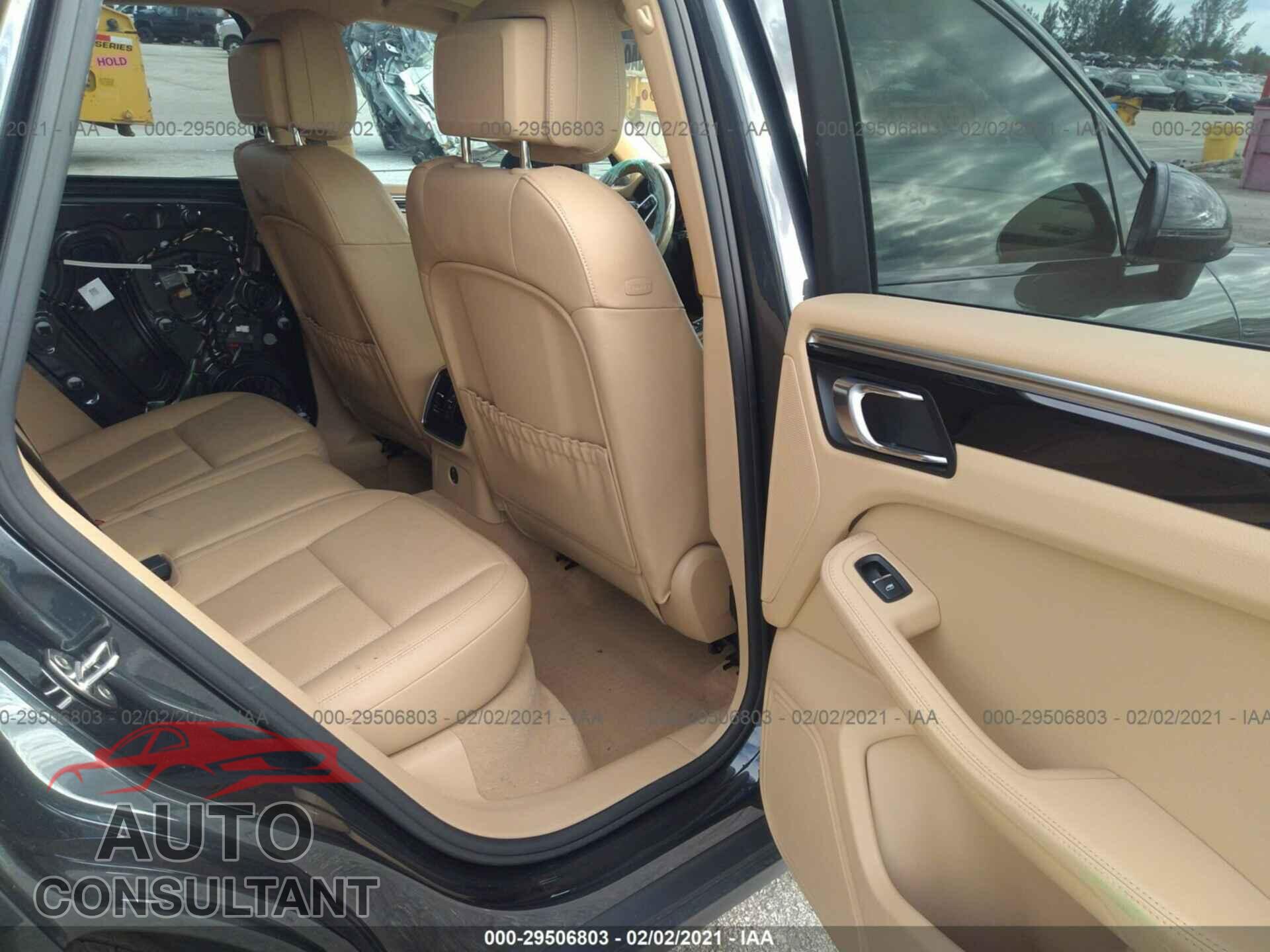 PORSCHE MACAN 2017 - WP1AA2A58HLB02937