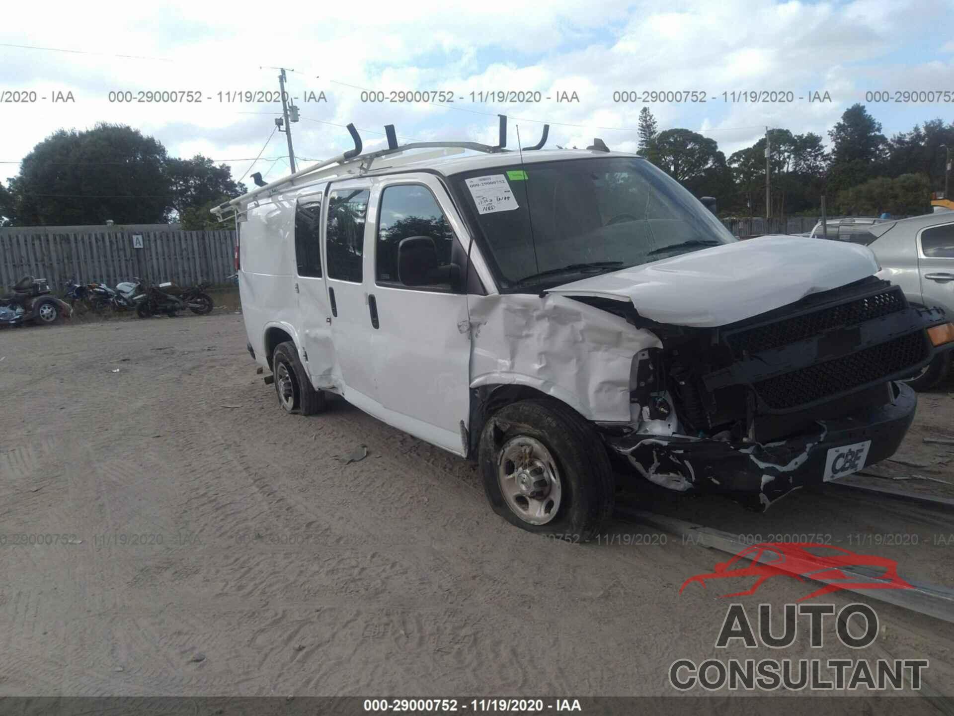 CHEVROLET EXPRESS CARGO VAN 2019 - 1GCWGAFP0K1214631