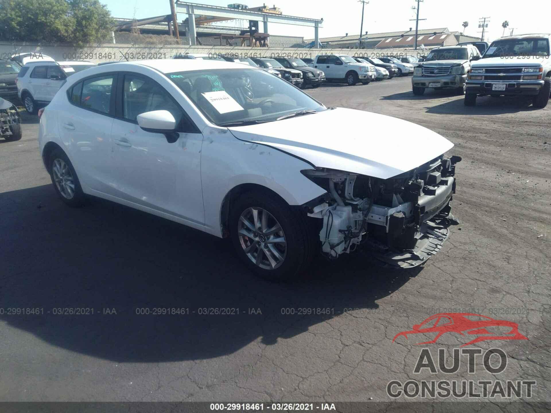 MAZDA MAZDA3 5-DOOR 2017 - 3MZBN1K76HM102838